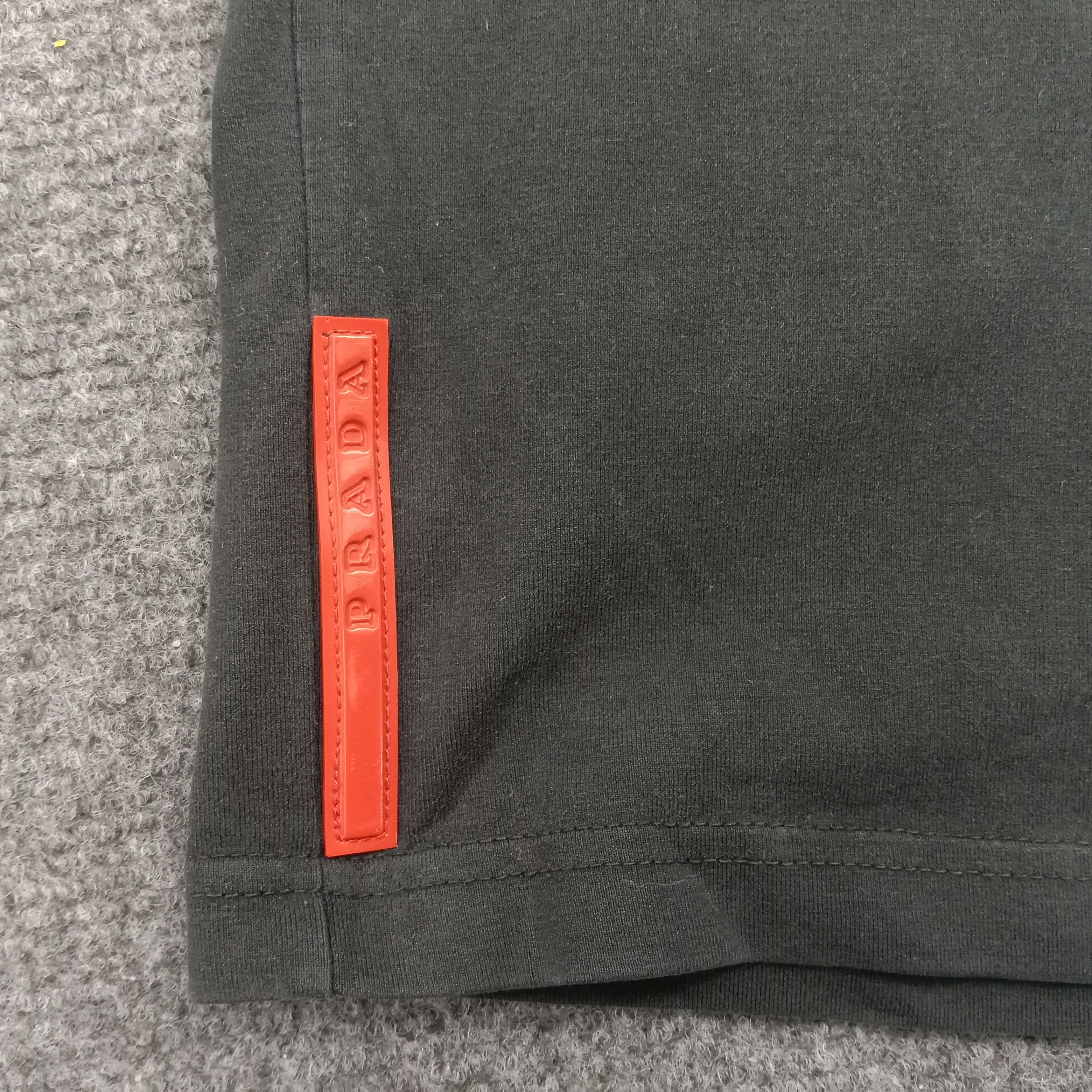 Prada × Vintage PRADA All Black Design T-Shirt Made in Portugal Size US L / EU 52-54 / 3 - 5 Thumbnail