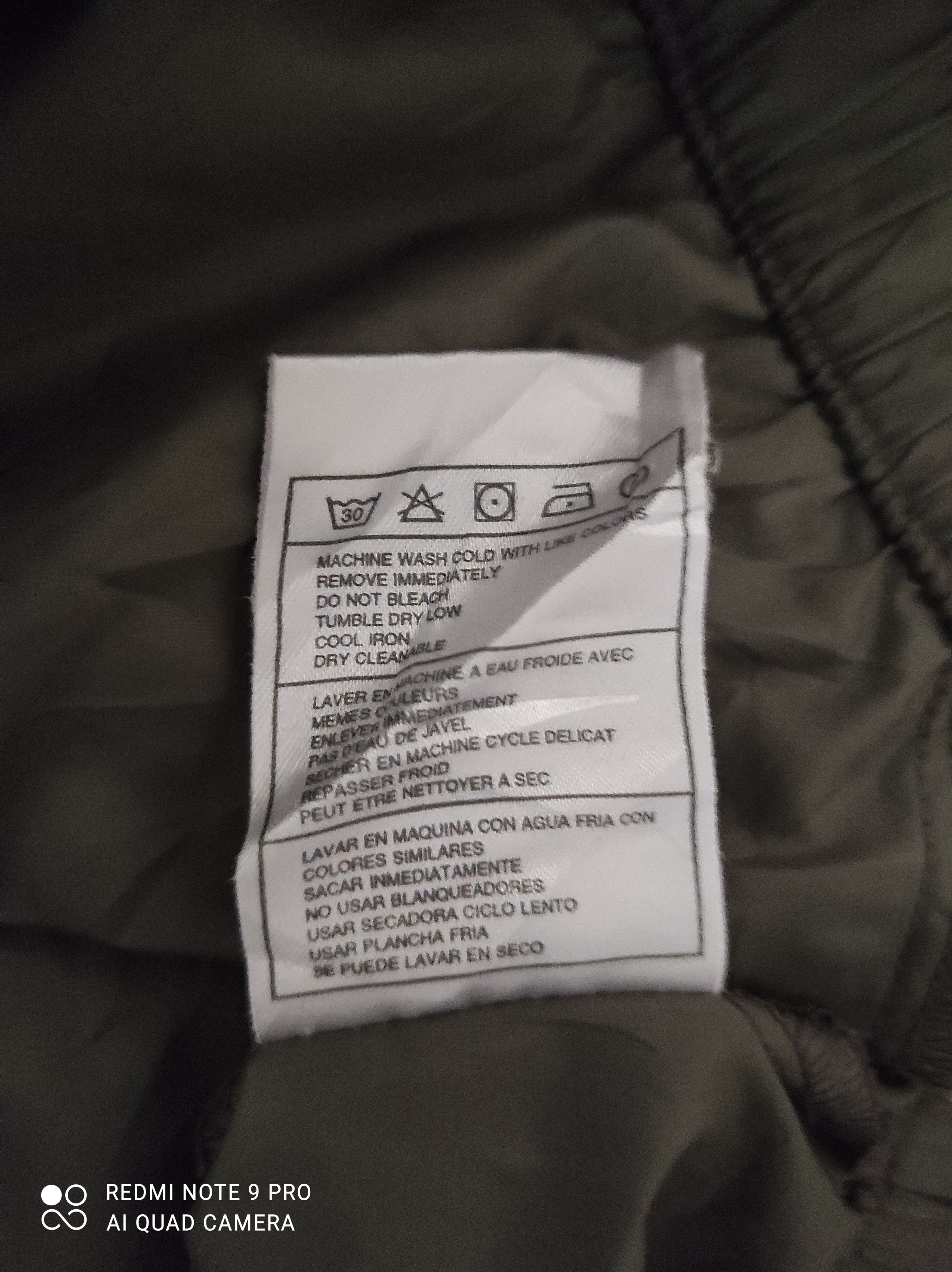 Nike Vintage Nike Small Swoosh Windbreaker Size US L / EU 52-54 / 3 - 8 Thumbnail