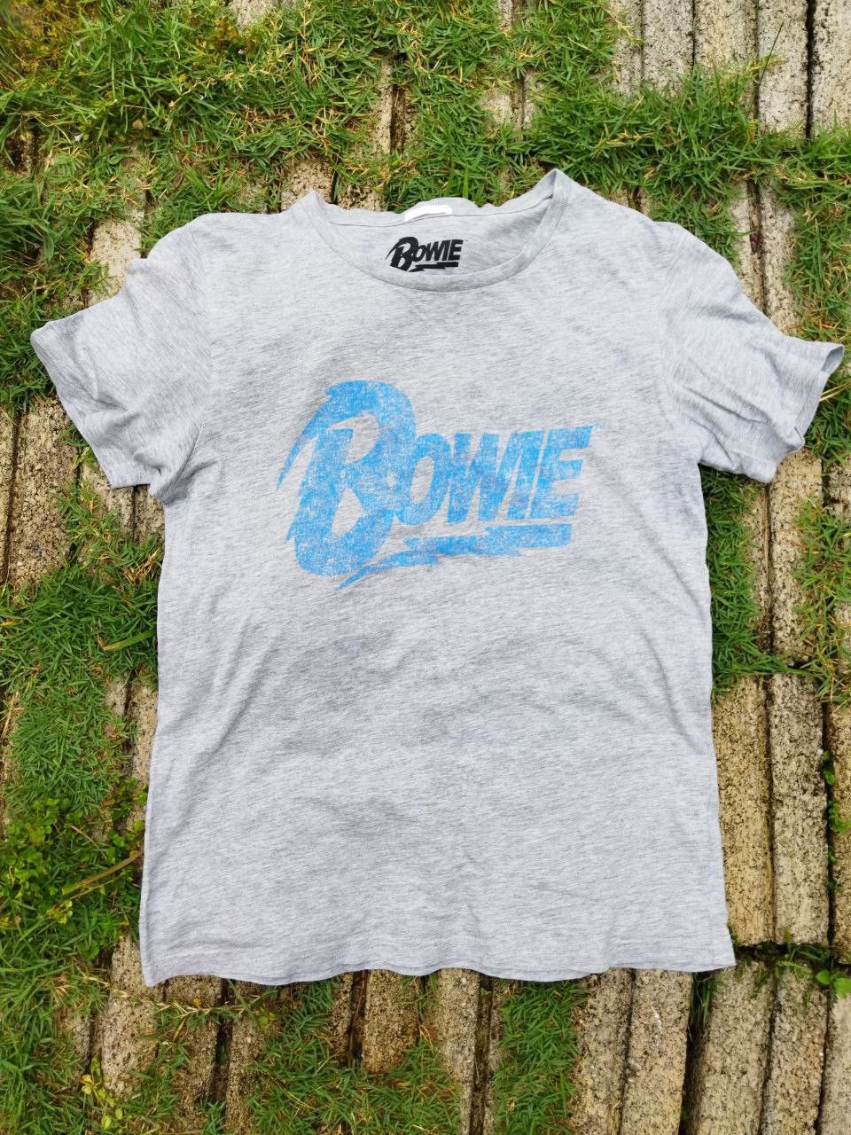 Band Tees David Bowie T-shirt - Size M Size US M / EU 48-50 / 2 - 3 Thumbnail
