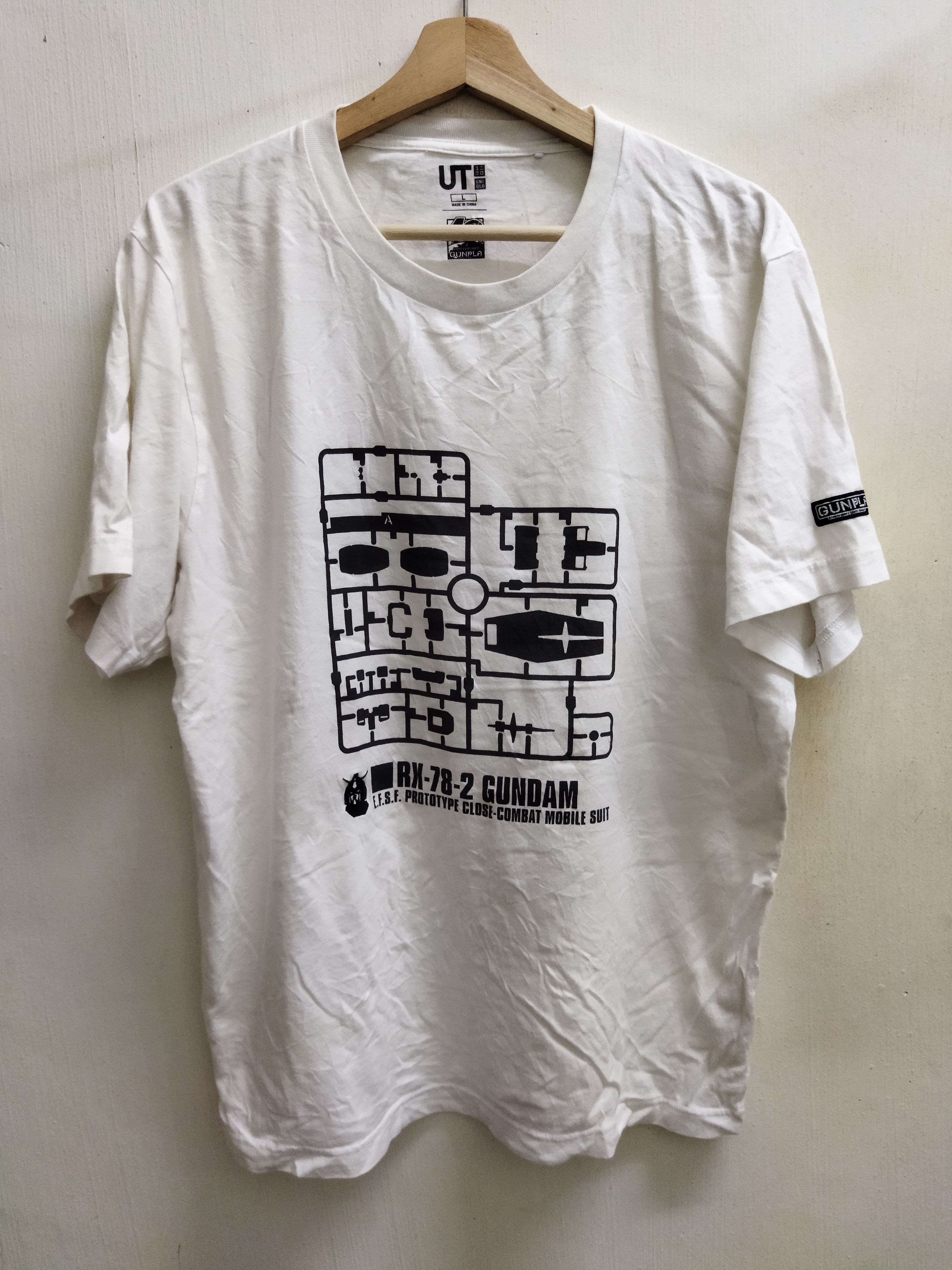 Uniqlo Gundam Tee | Grailed