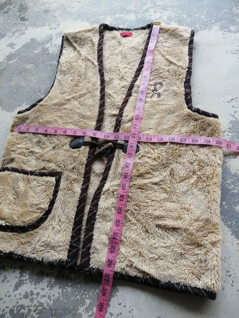 Roberta di Camerino Roberta Di Camerino Sherpa Fleece Vest Size US M / EU 48-50 / 2 - 10 Thumbnail