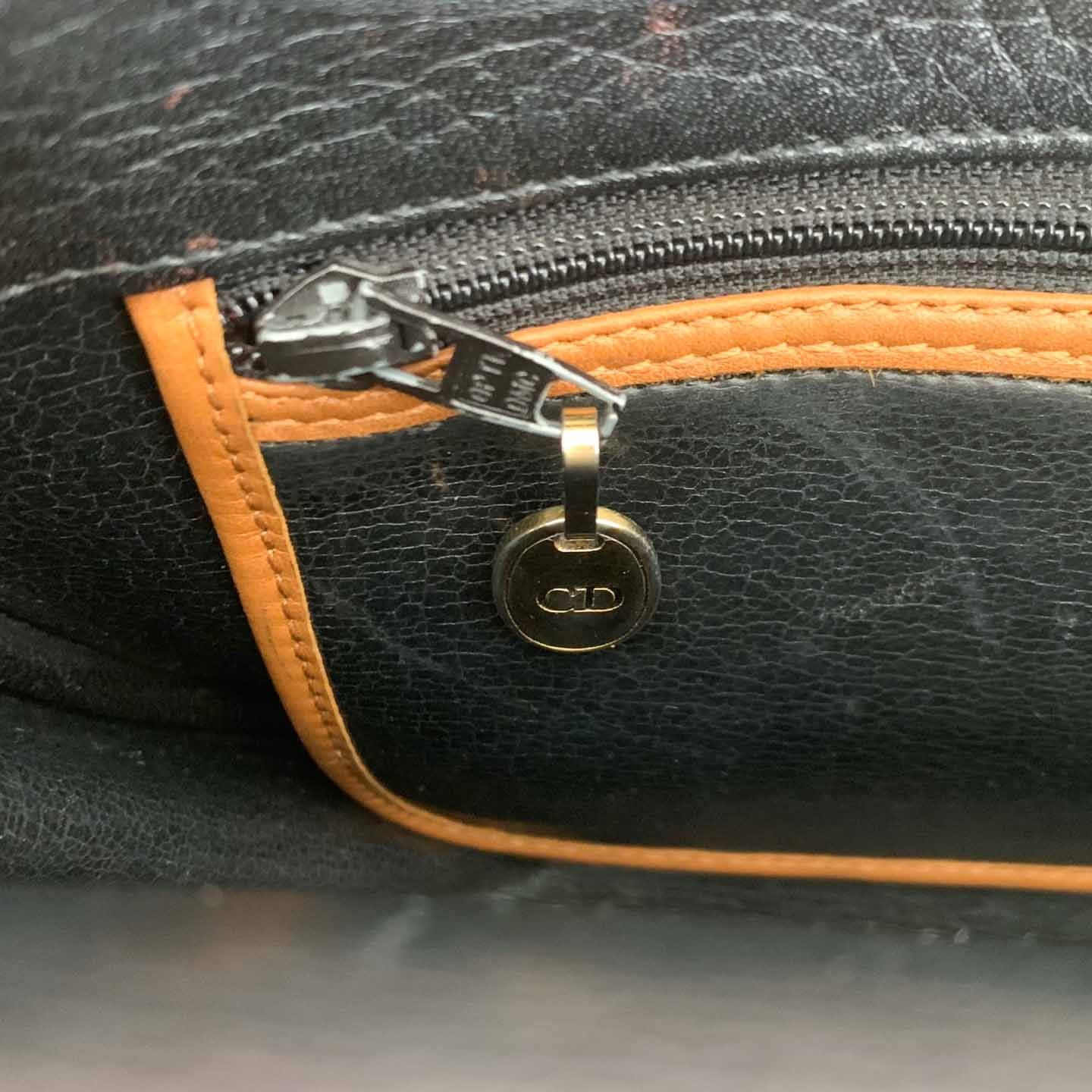 Dior Vintage Christian Dior Leather Cross Body Bag Size ONE SIZE - 7 Thumbnail