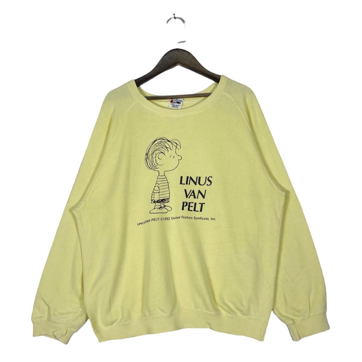 Vintage 80s Peanuts Linus Van Pelt Sweatshirt