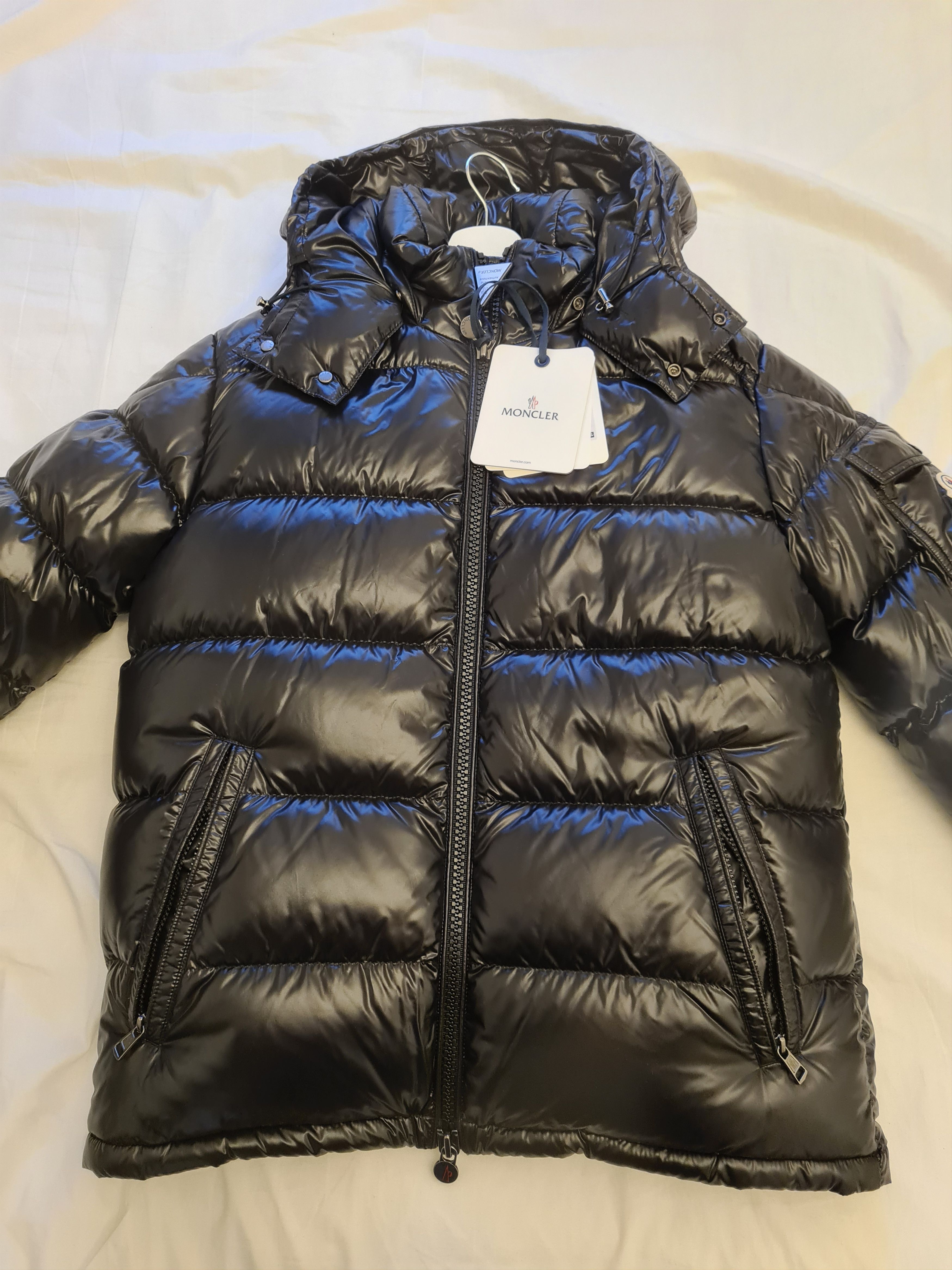 Moncler maya puffer best sale