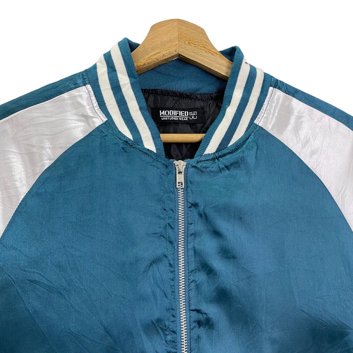 Japanese Brand MODIFIED UNSTUDIED WEAR SUKAJAN SATIN PLAIN ZIPPER JACKET Size US S / EU 44-46 / 1 - 4 Thumbnail