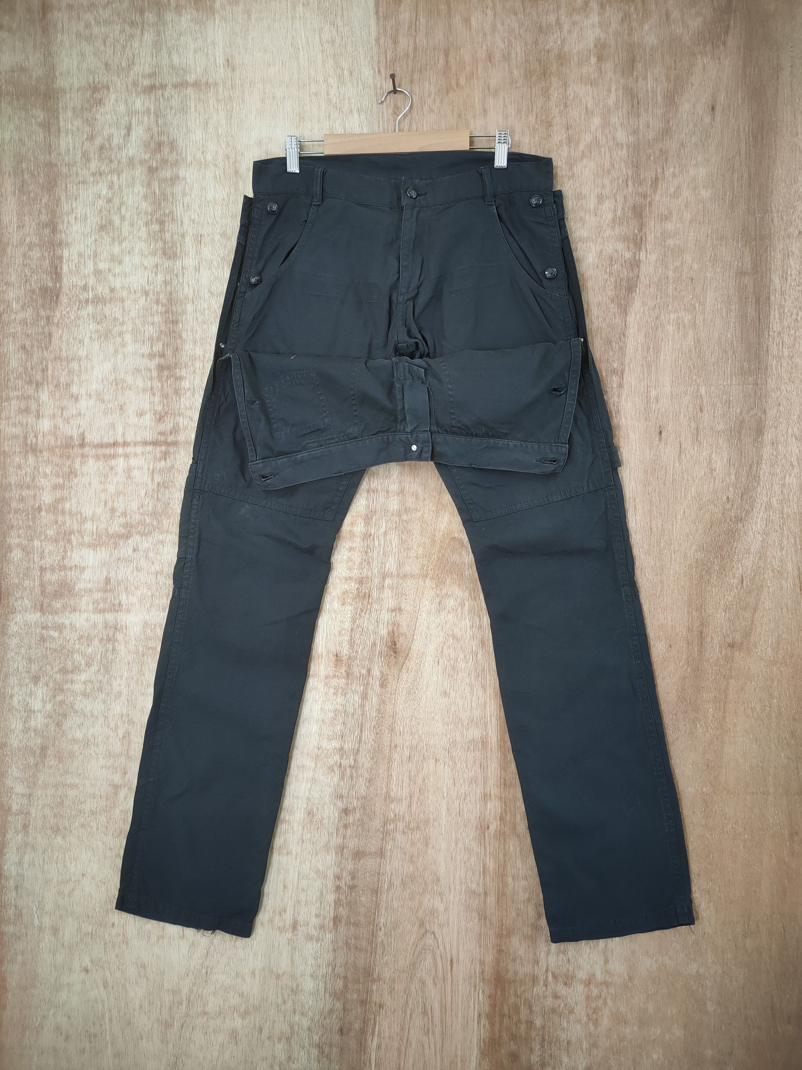 Japanese Brand DOUBLE WAIST DOUBLE KNEE STYLE CARGO PANTS Size US 30 / EU 46 - 1 Thumbnail