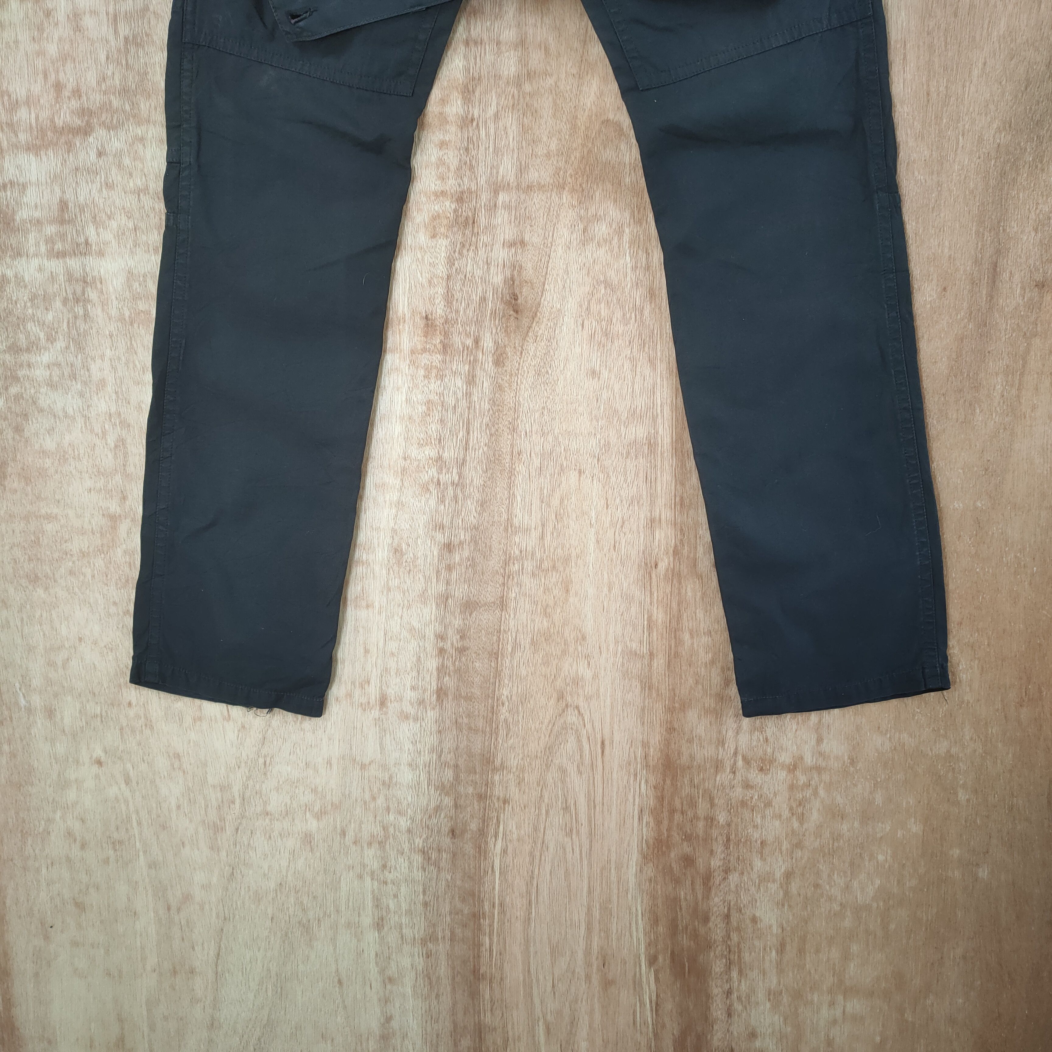 Japanese Brand DOUBLE WAIST DOUBLE KNEE STYLE CARGO PANTS Size US 30 / EU 46 - 5 Thumbnail