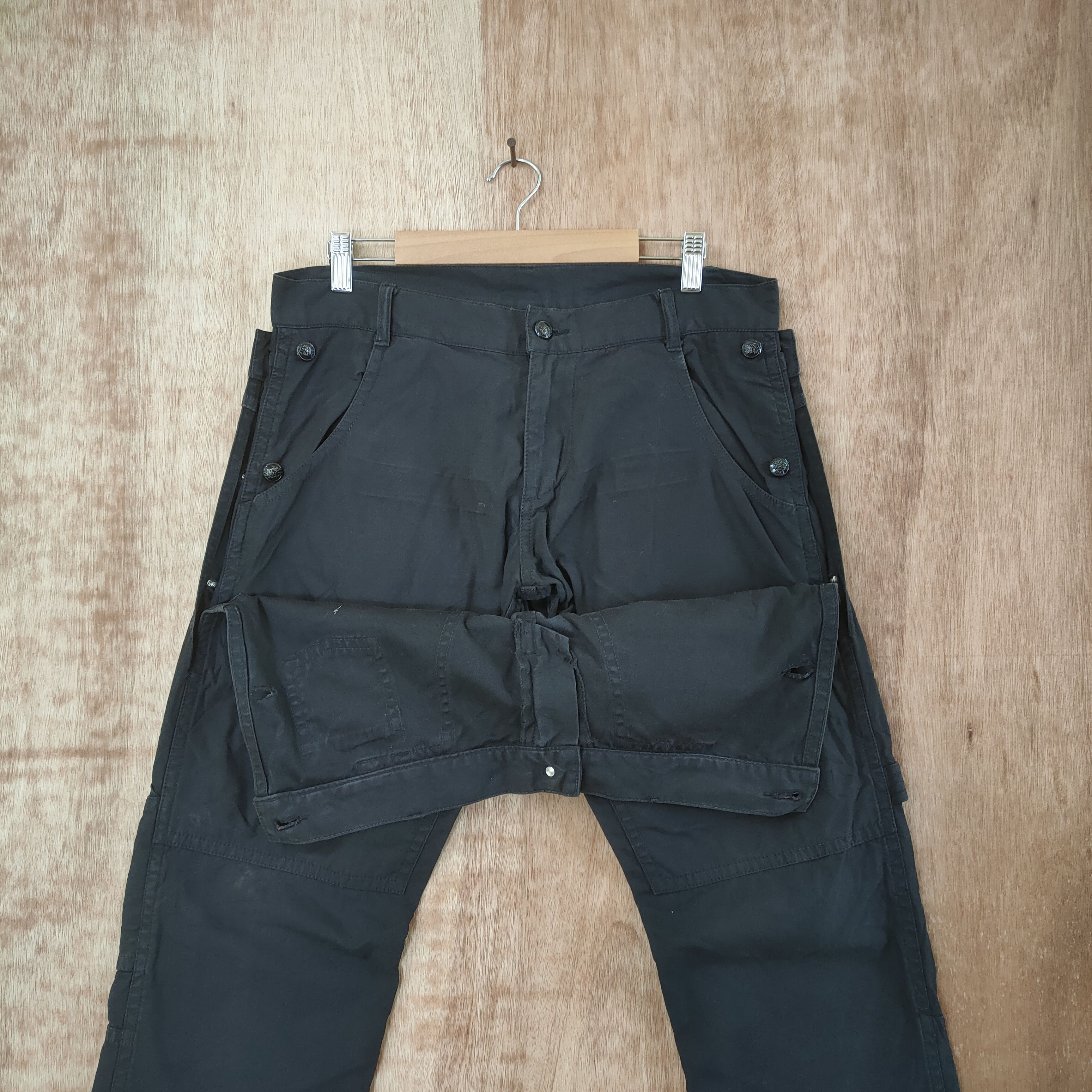 Japanese Brand DOUBLE WAIST DOUBLE KNEE STYLE CARGO PANTS Size US 30 / EU 46 - 4 Thumbnail