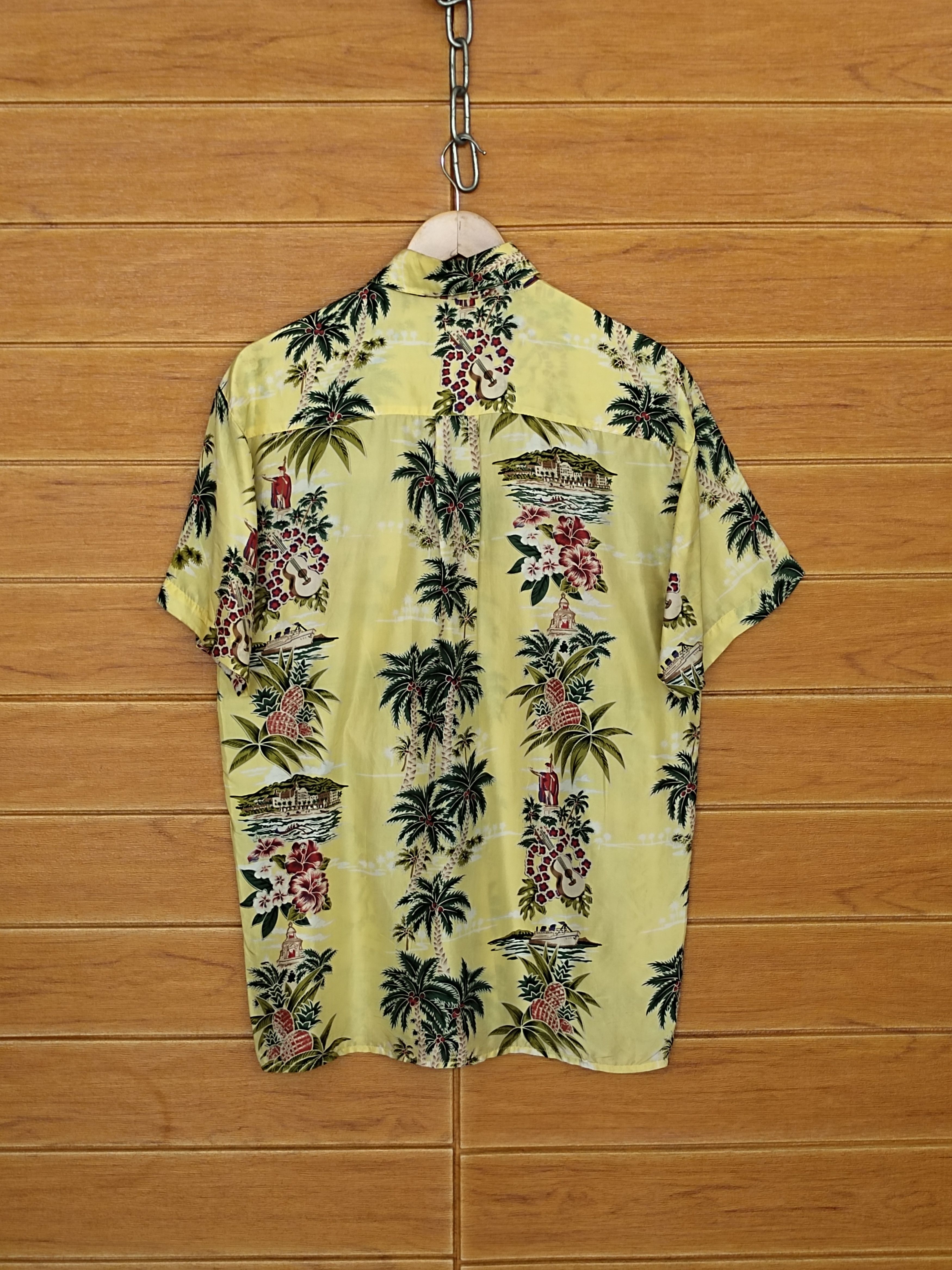 Vintage Vintage Hawaiian Silk Pineapple & Village Panel Print Shirt Size US S / EU 44-46 / 1 - 8 Thumbnail