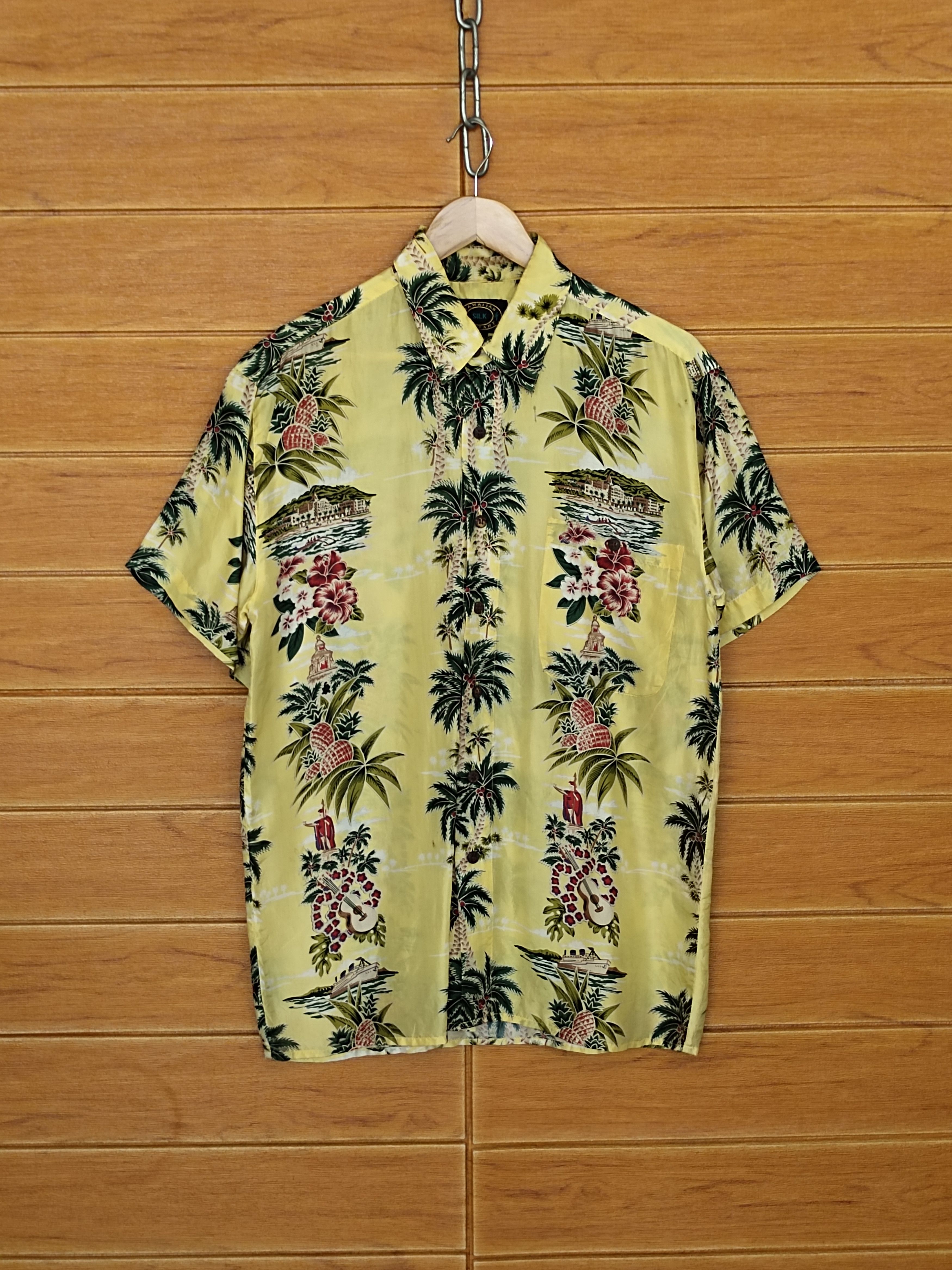 Vintage Vintage Hawaiian Silk Pineapple & Village Panel Print Shirt Size US S / EU 44-46 / 1 - 1 Thumbnail