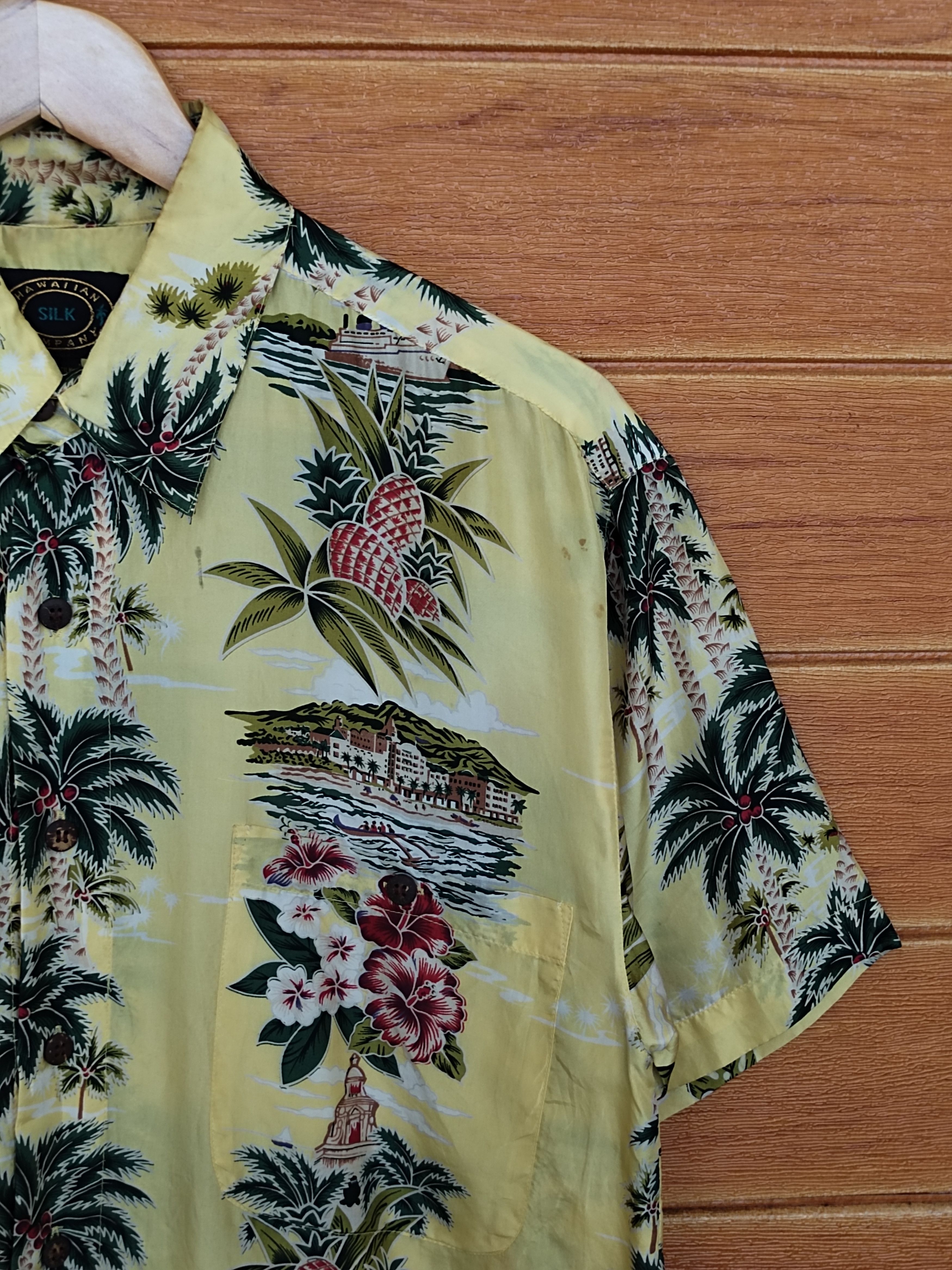 Vintage Vintage Hawaiian Silk Pineapple & Village Panel Print Shirt Size US S / EU 44-46 / 1 - 4 Thumbnail