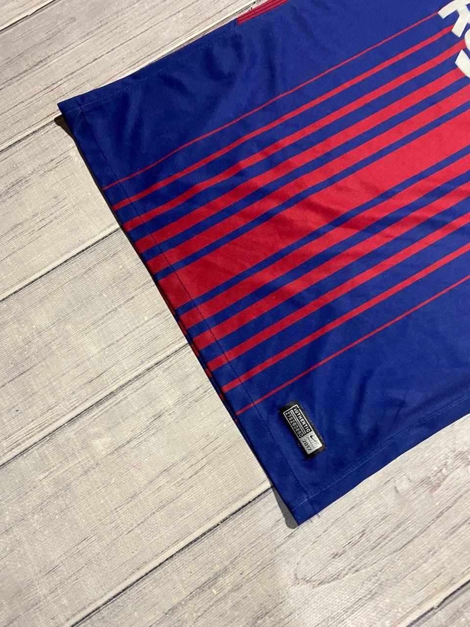 Nike Nike FC Barcelona 2017 2018 Home Shirt Soccer Jersey Size US S / EU 44-46 / 1 - 6 Thumbnail