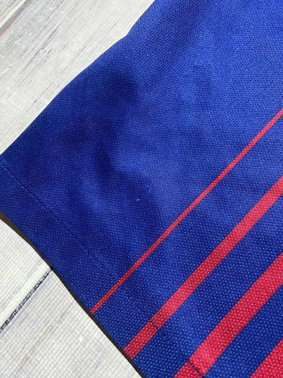 Nike Nike FC Barcelona 2017 2018 Home Shirt Soccer Jersey Size US S / EU 44-46 / 1 - 9 Thumbnail