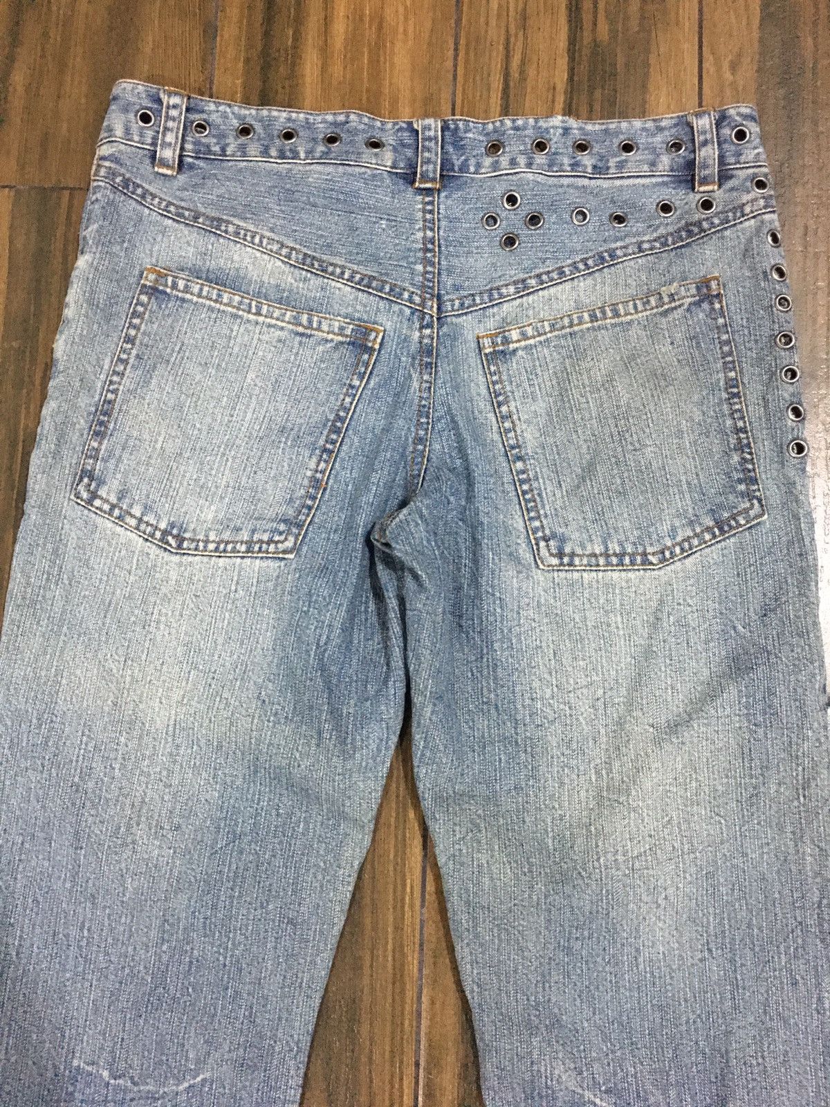 In The Attic IN THE ATTIC DISTRESSED BOOTCUT POEM JEANS Size US 32 / EU 48 - 5 Thumbnail