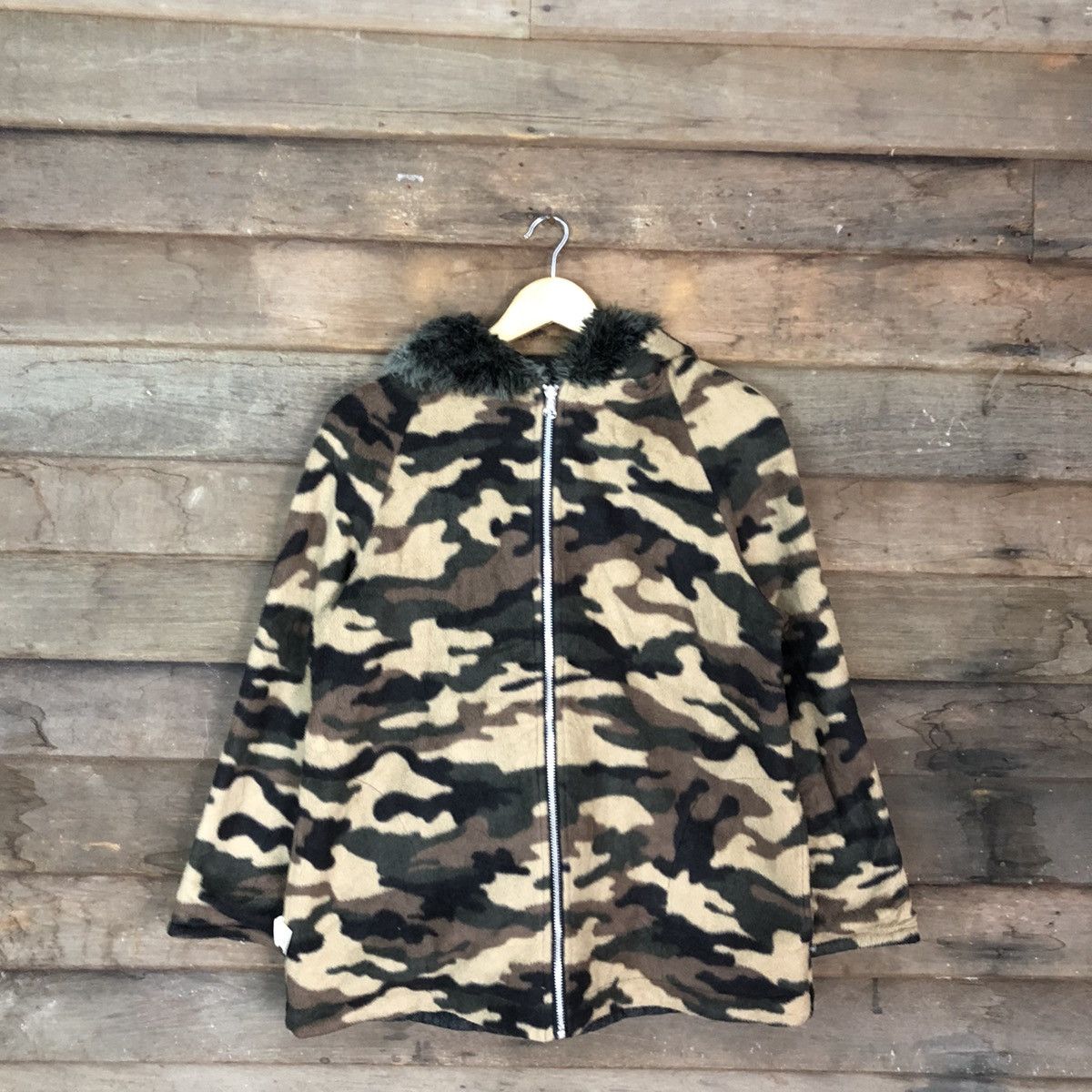Junko Shimada × Vintage Pantout/Junko Shimada Brown camo Sweater Hoodies #0551 Size US M / EU 48-50 / 2 - 3 Thumbnail