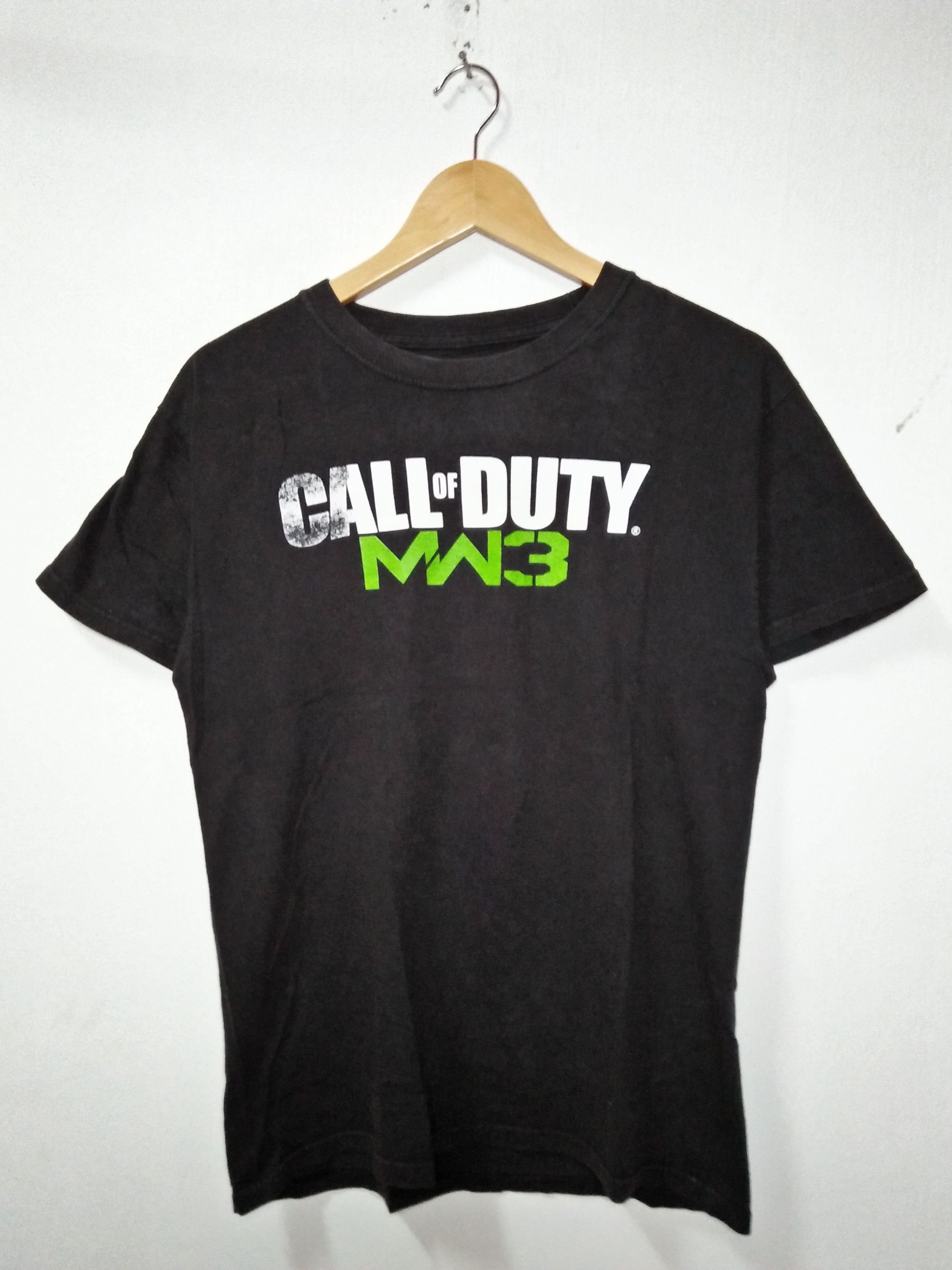 Rockstar Games XBOX 360 CALL OF DUTY MW3 Big Logo Tee Size US S / EU 44-46 / 1 - 1 Thumbnail