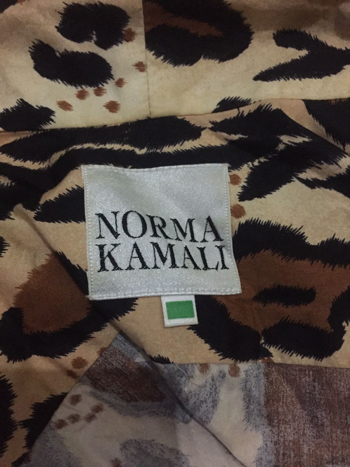 Designer Norma Kamali Leopard Print Warp Jacket Nice Design Size US M / EU 48-50 / 2 - 4 Thumbnail