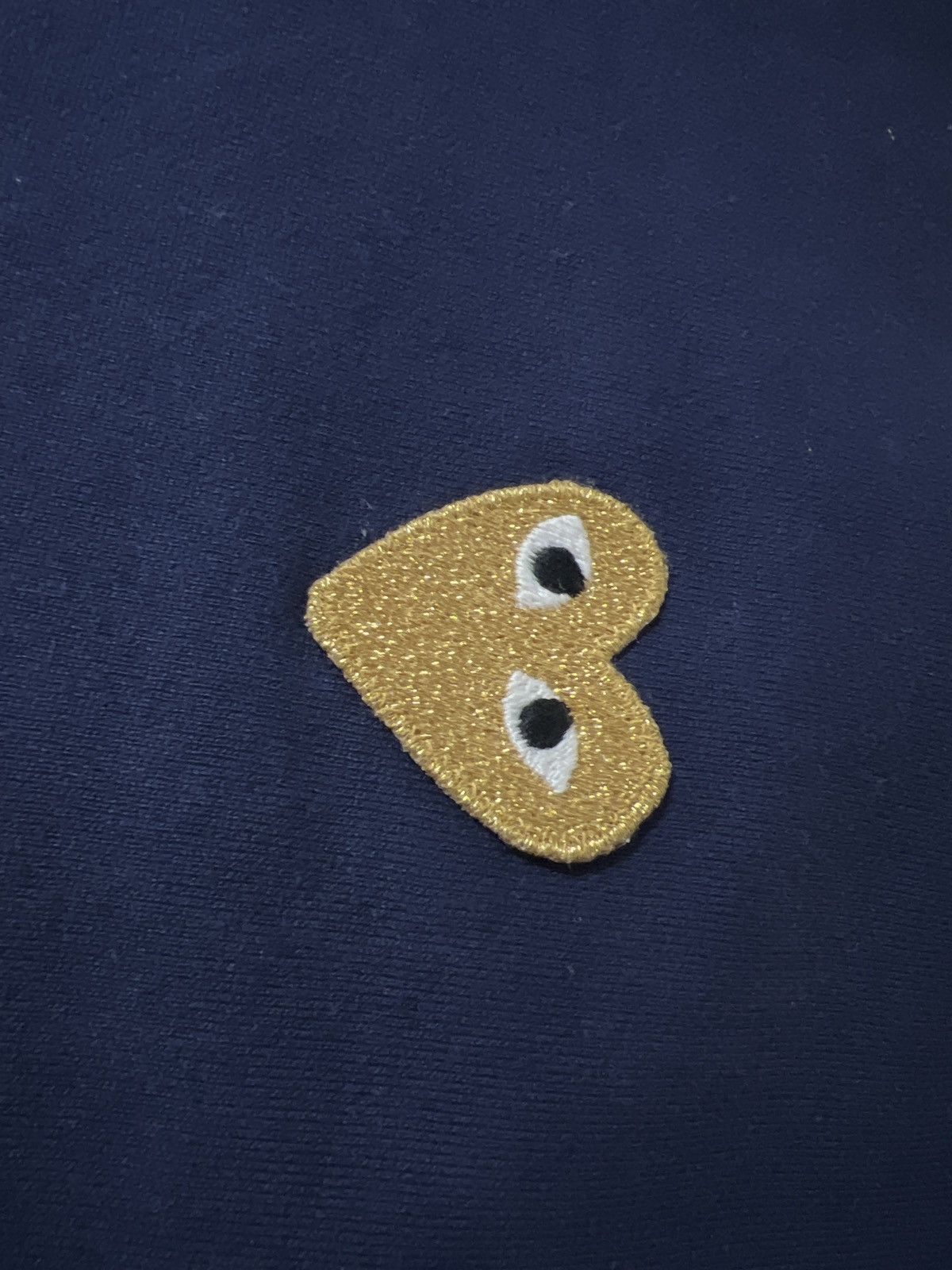 Comme des Garcons CDG navy blue gold heart Size US M / EU 48-50 / 2 - 2 Thumbnail