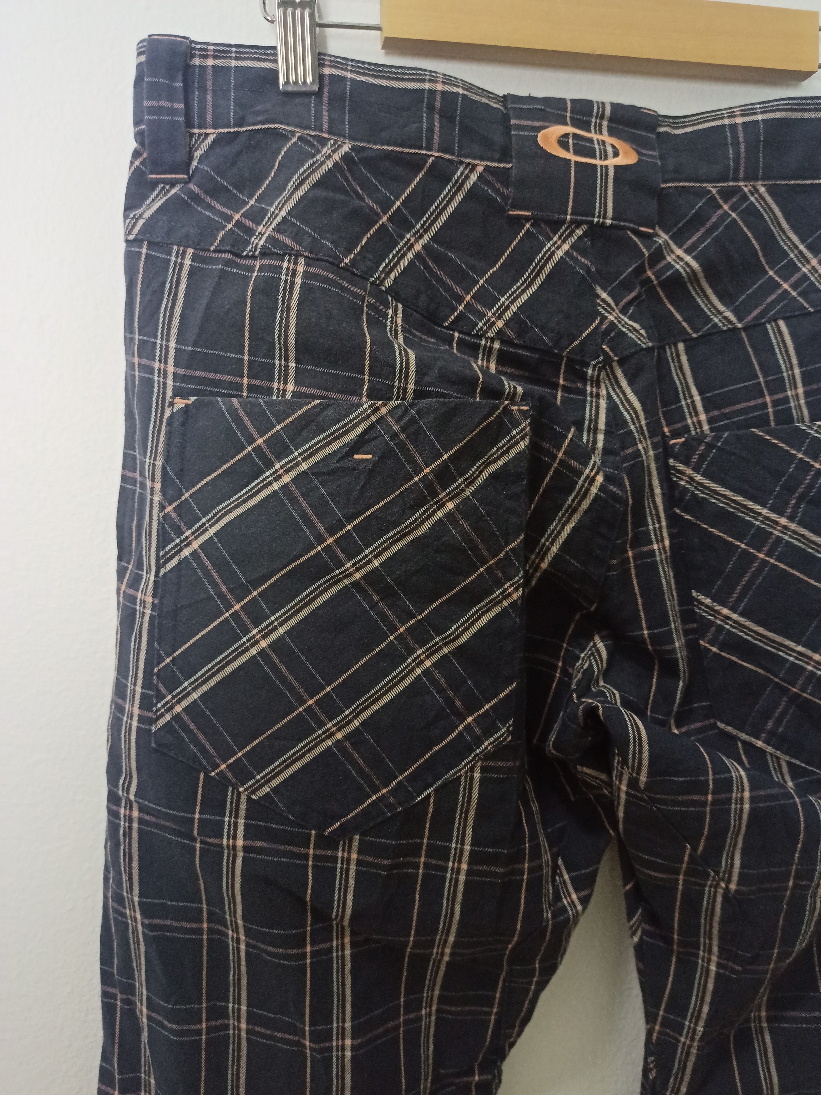 Oakley Vintage OAKLEY Casual Pants Size US 31 - 11 Thumbnail