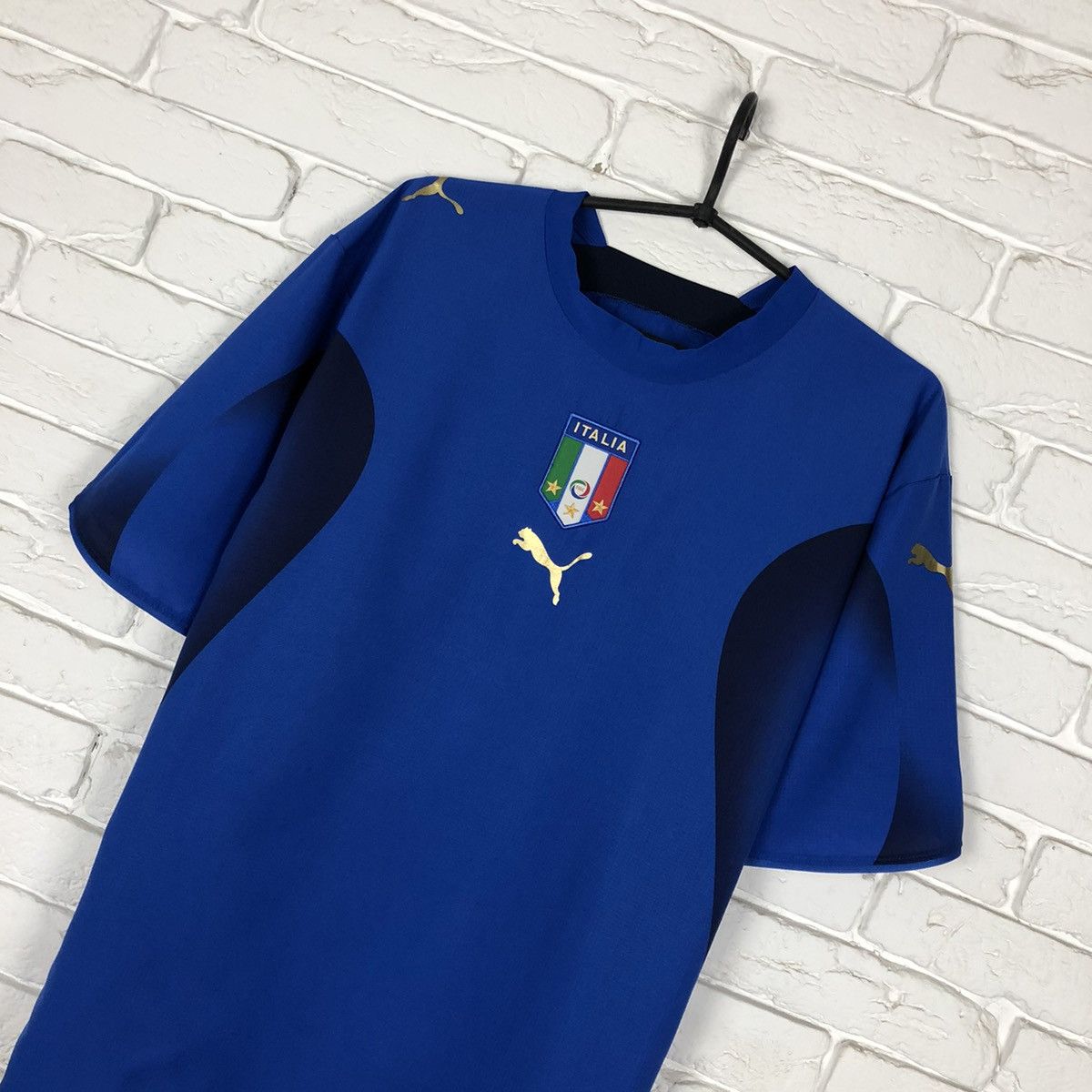 Puma Italy national team 2005 2006 home jersey Size US XL / EU 56 / 4 - 2 Thumbnail