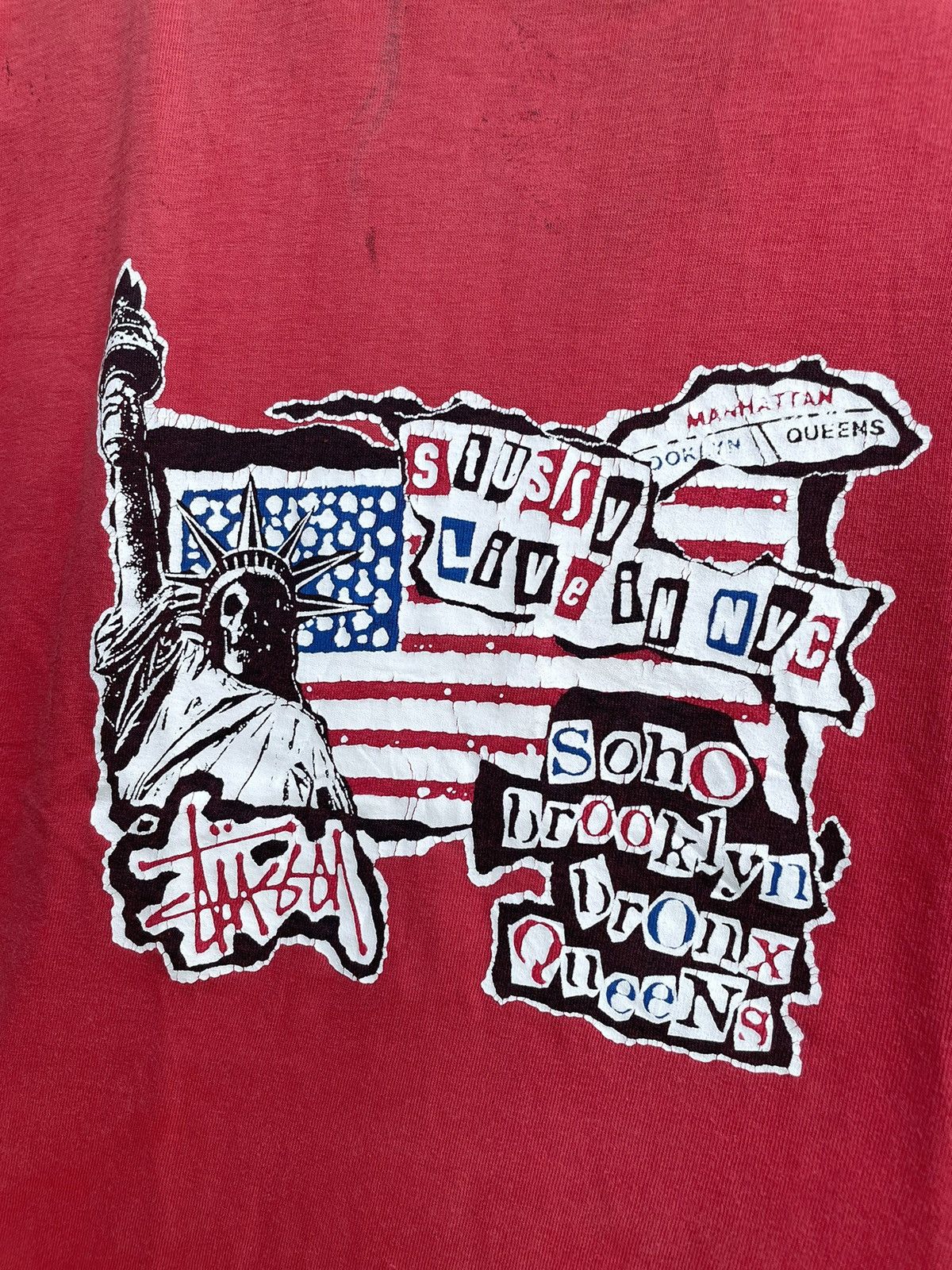 Stussy × Vintage Vintage Stussy Distressed Live In NYC Big Logo 90s Tee Size US L / EU 52-54 / 3 - 2 Thumbnail