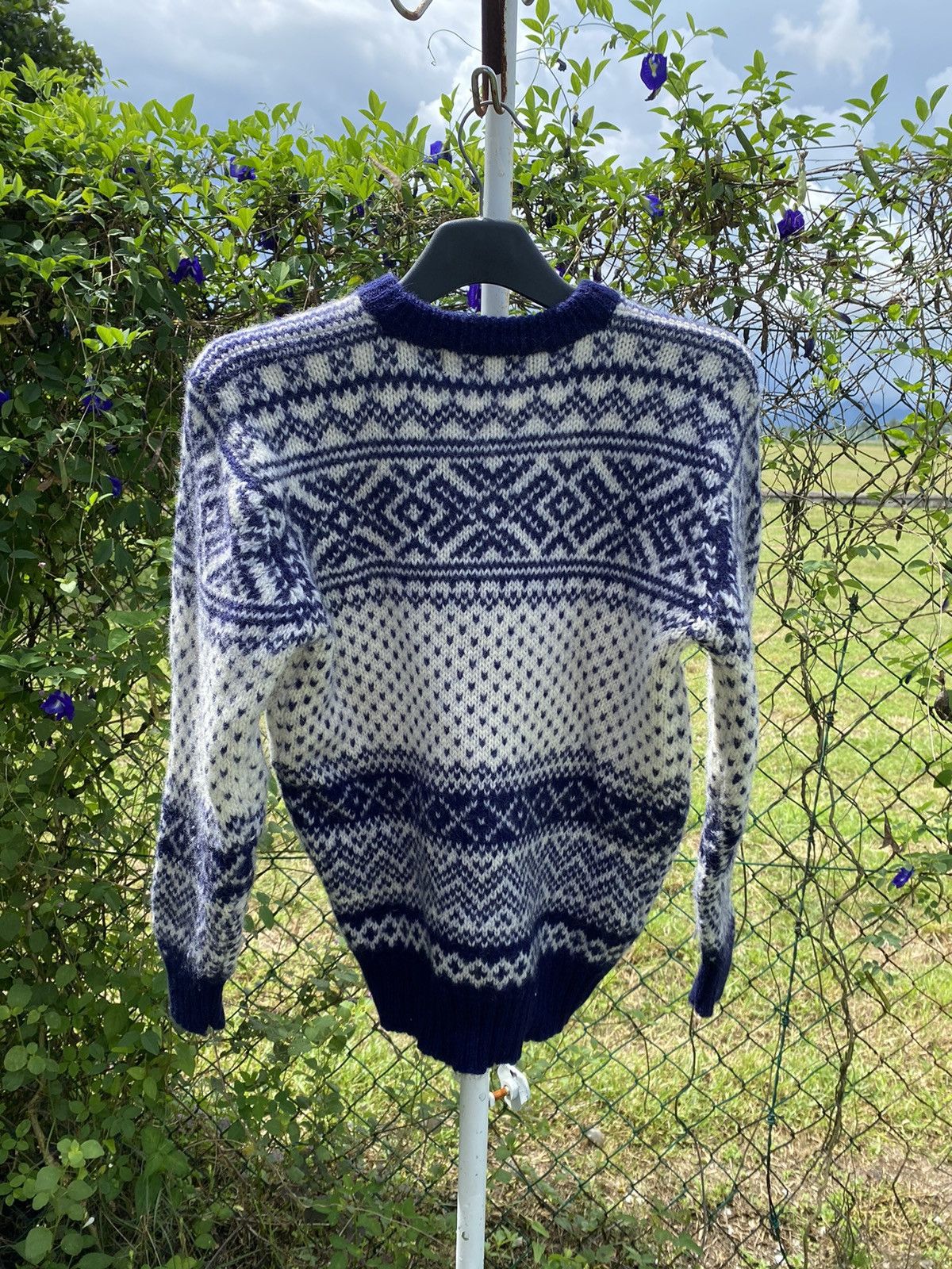Vintage Vintage Wool Sweater Pure Natural Wear Size ONE SIZE - 2 Thumbnail