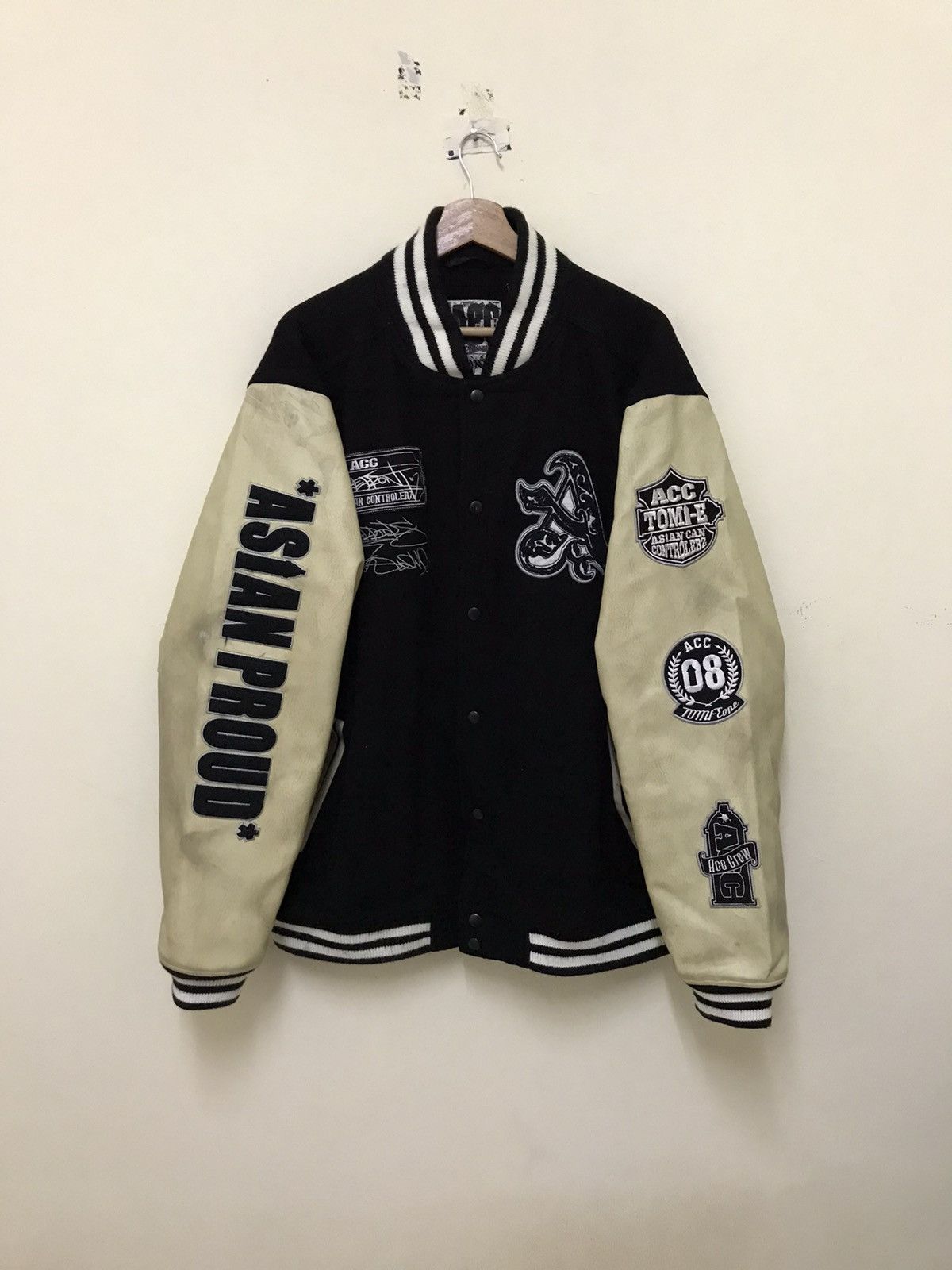 Japanese Brand VINTAGE ACC ASIAN CAN CONTROLLER VARSITY JACKET FULL PATCHES Size US L / EU 52-54 / 3 - 15 Thumbnail
