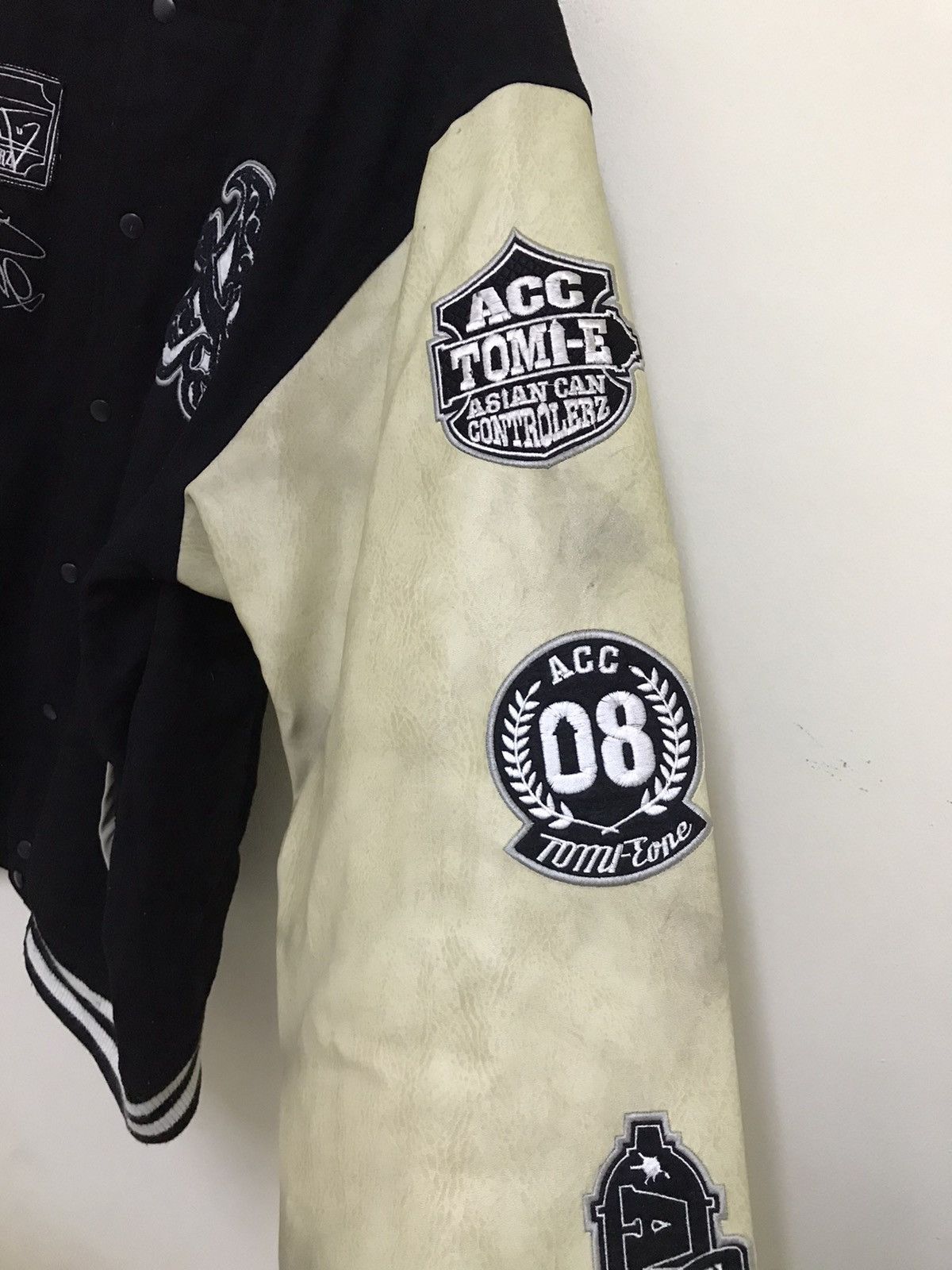 Japanese Brand VINTAGE ACC ASIAN CAN CONTROLLER VARSITY JACKET FULL PATCHES Size US L / EU 52-54 / 3 - 11 Thumbnail