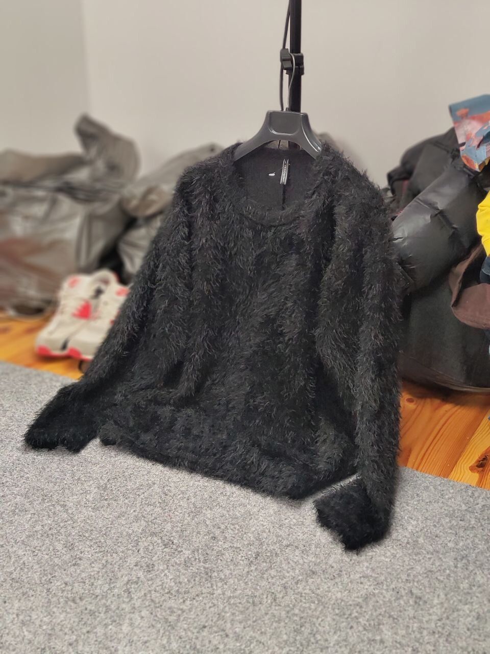 Japanese Brand × Vintage Vintage 90's Japanese Black Mohair Style Fuzzy Sweater Size US S / EU 44-46 / 1 - 21 Thumbnail