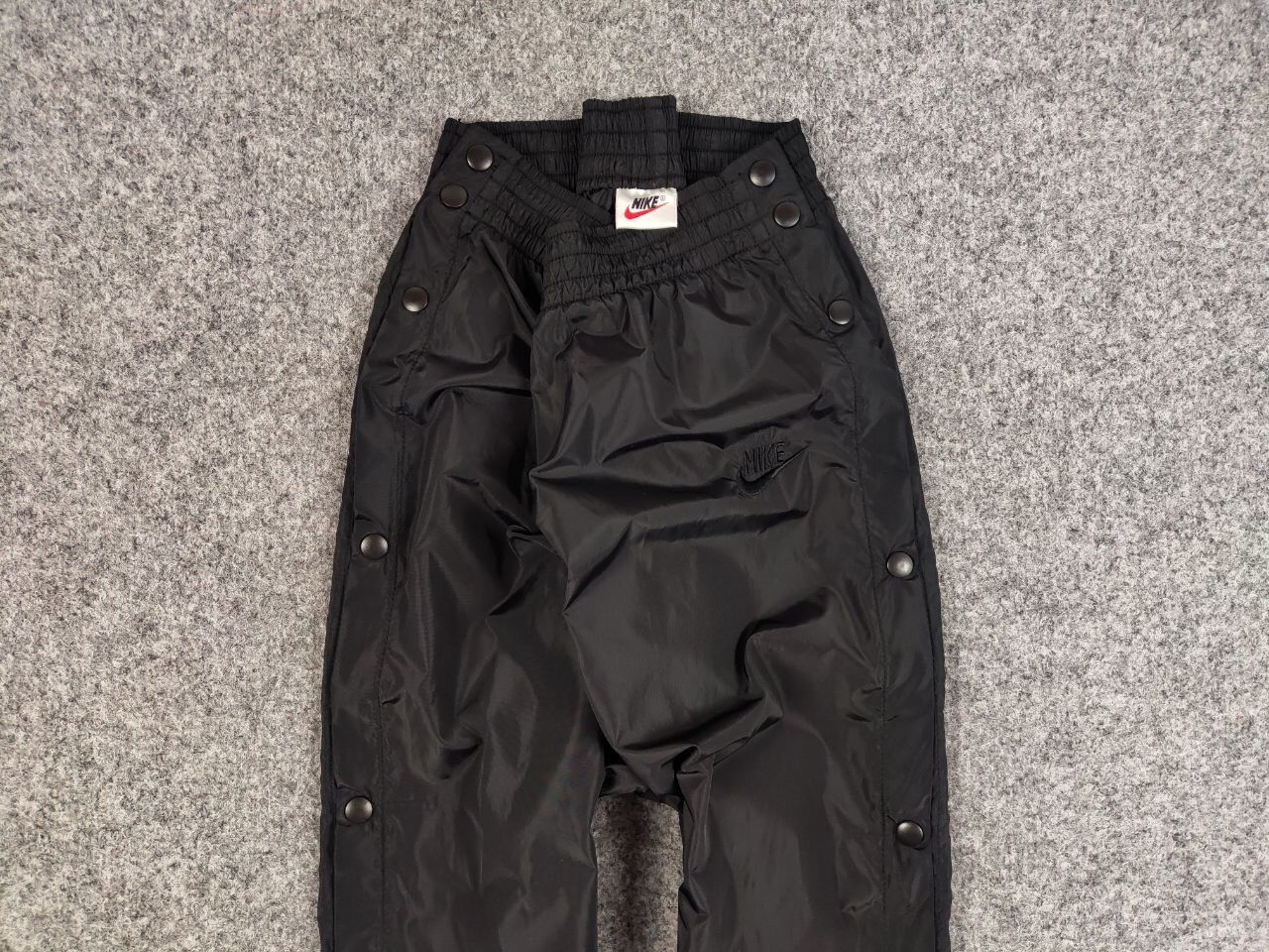 Nike 🔥 Vintage 90s Nike All black Nylon Track Pants buttons Hype Size US 36 / EU 52 - 7 Thumbnail