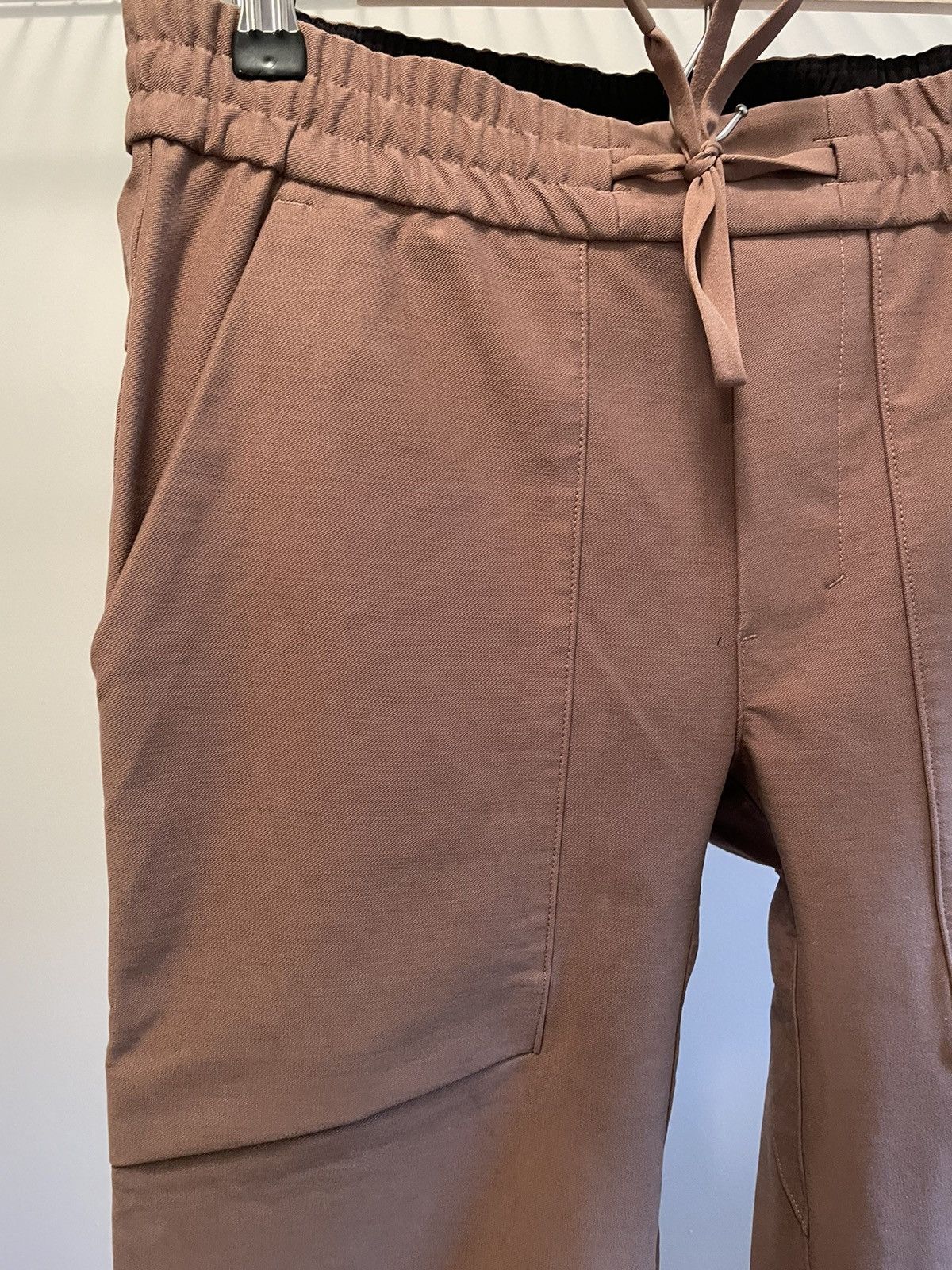 Lululemon Lululemon Bowline Pants Size Small clay/coral color Size US 30 / EU 46 - 2 Thumbnail
