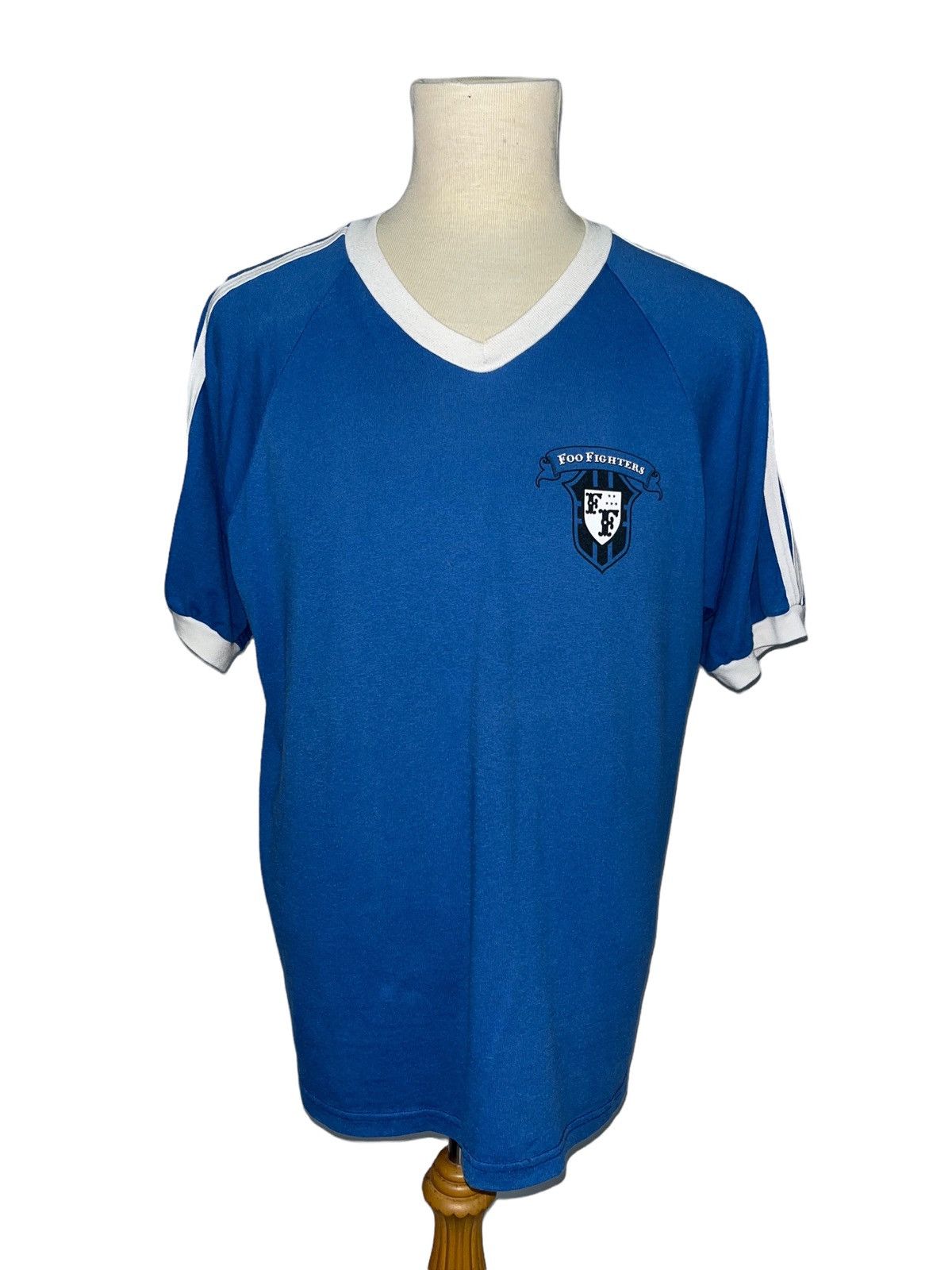Band Tees Vintage Foo Fighter 2005 Jersey Design Band tees Size US L / EU 52-54 / 3 - 1 Thumbnail
