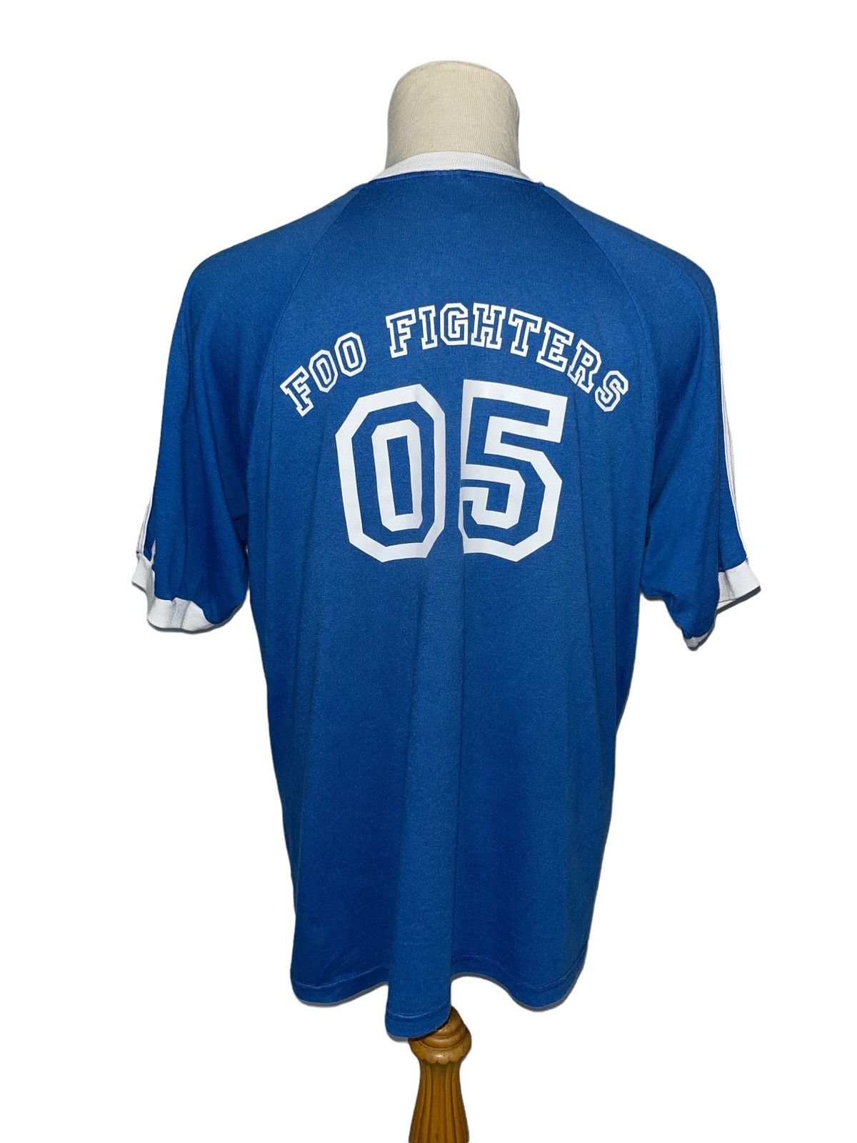 Band Tees Vintage Foo Fighter 2005 Jersey Design Band tees Size US L / EU 52-54 / 3 - 2 Thumbnail