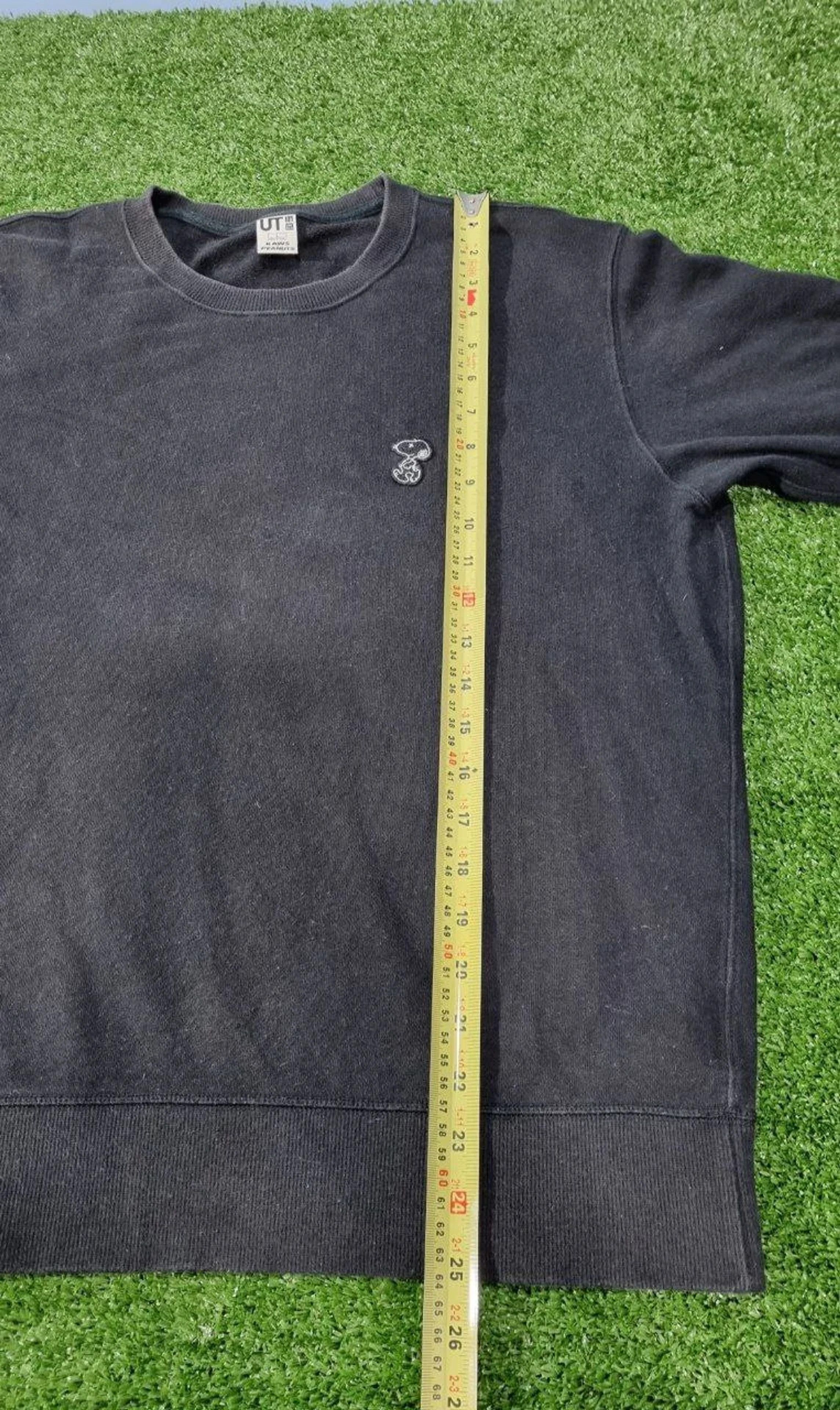 Japanese Brand × Kaws × Peanuts KAWS x Uniqlo x Peanuts Small Snoopy Sweatshirt Size US L / EU 52-54 / 3 - 7 Thumbnail