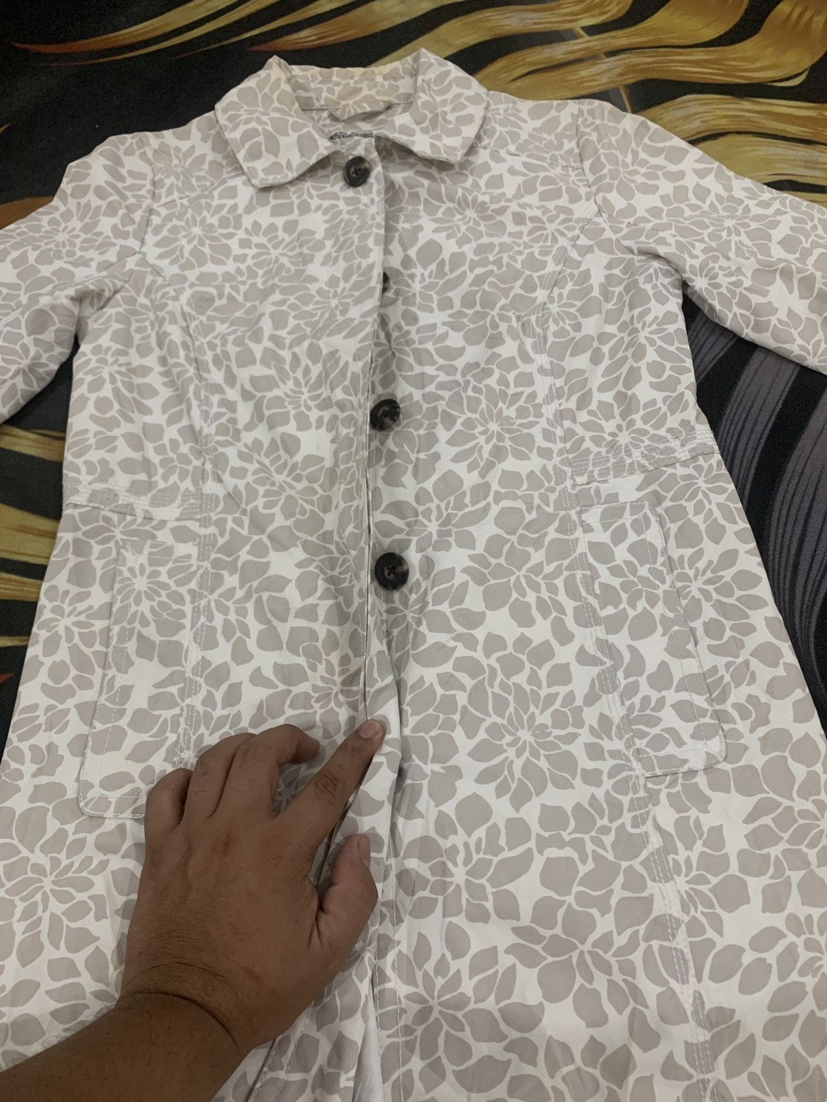 Eddie Bauer × Japanese Brand × Vintage Eddie Bauer Long Floral Size 34S - 5 Thumbnail