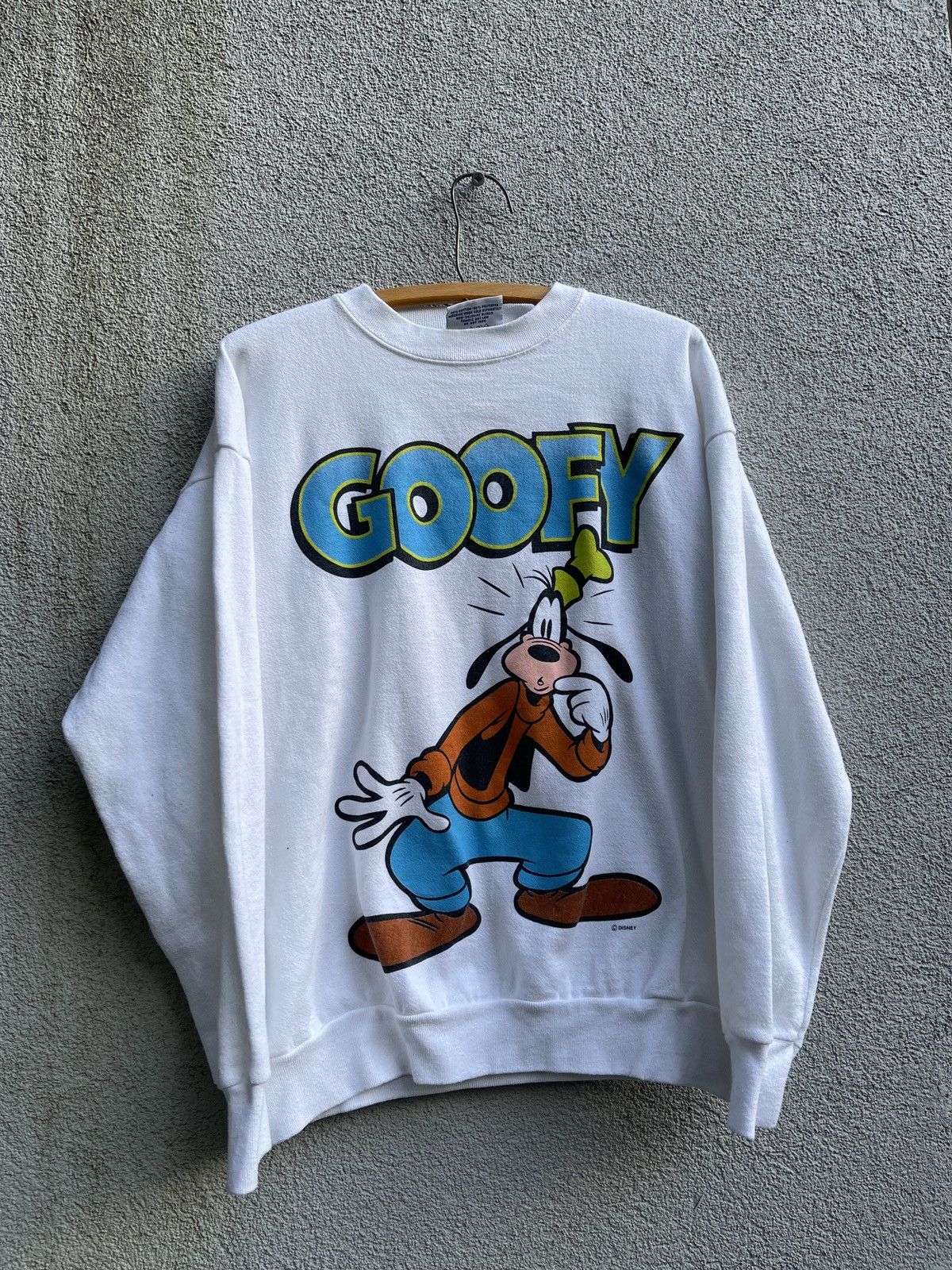 Vintage 90s 00s Grey Red Disney Graphic Patterned Goofy Mickey Sweatshirt M1214