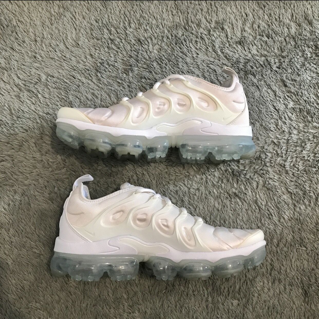Nike Air VaporMax Plus White Platinum Brand New US