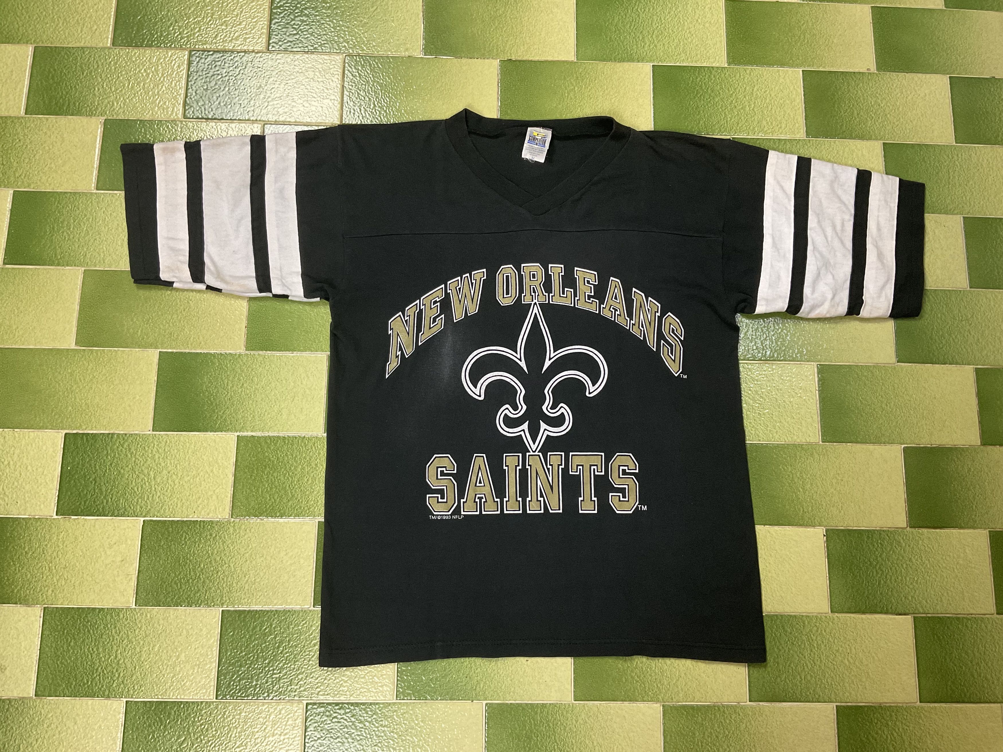 Vintage 1993 NFL New Orleans Saints Vinyl Logo And Font Graphic T