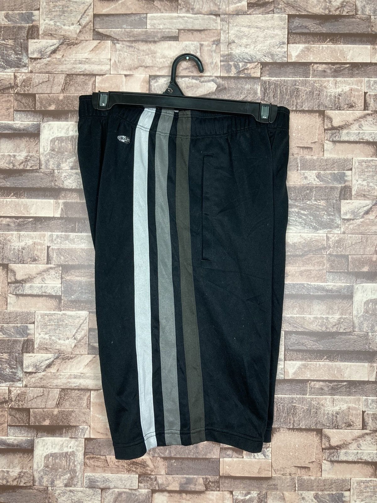 Adidas Adidas Three Stripes Men Short #26-30 Size US 26 / EU 42 - 3 Thumbnail