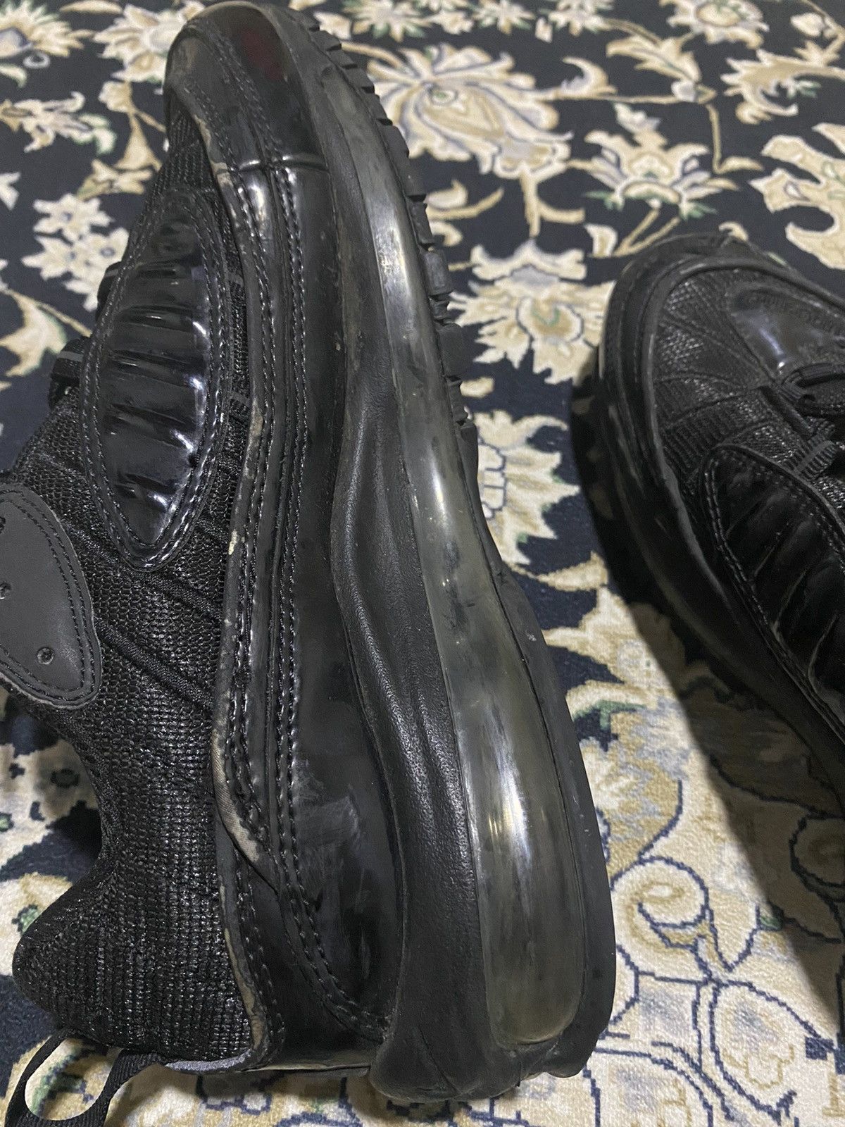 Nike × Supreme GRAILED!! 2016 Supreme x Nike Air Max 98 “BLACK” Sneakers Size US 8 / EU 41 - 9 Thumbnail