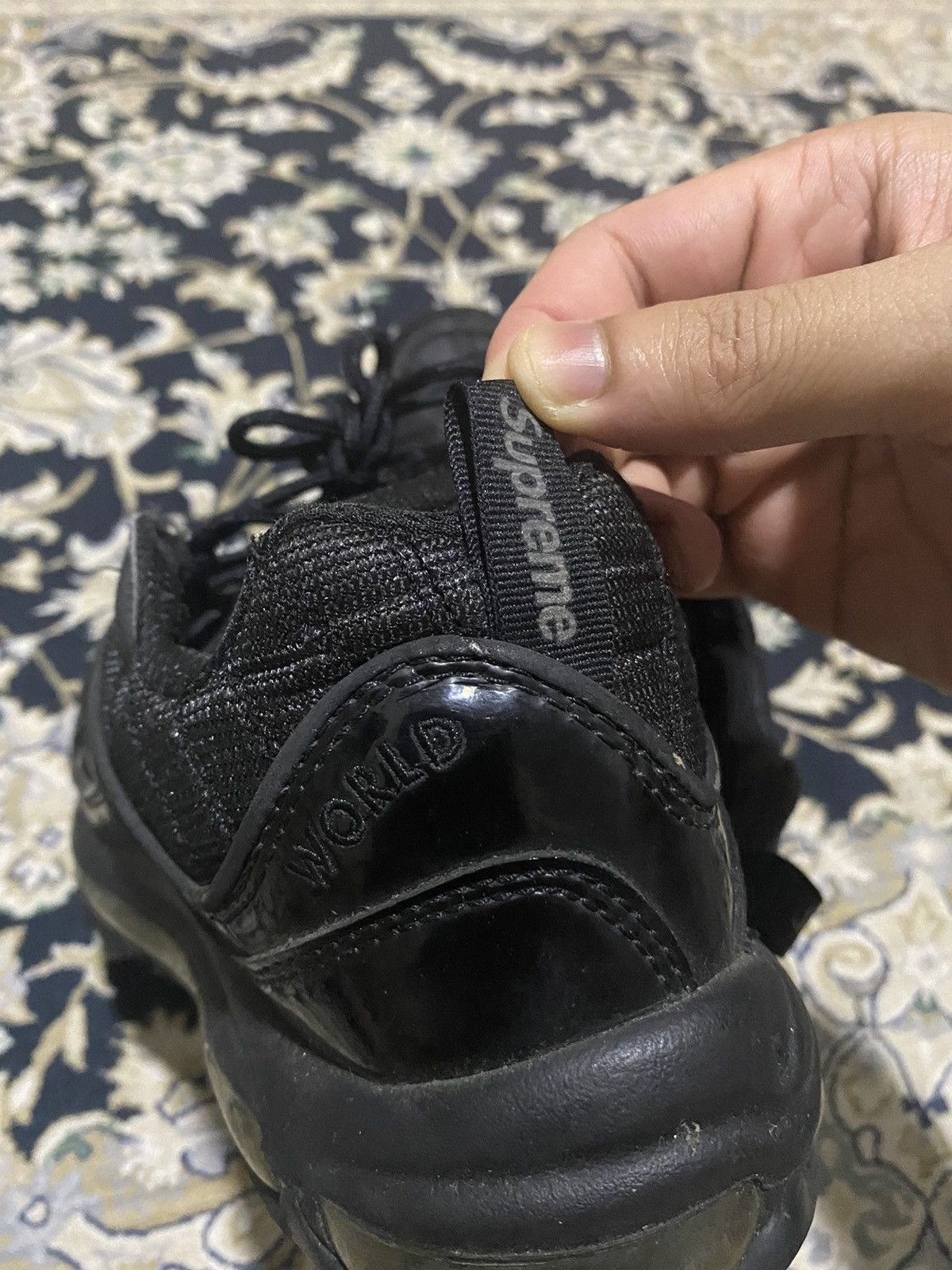 Nike × Supreme GRAILED!! 2016 Supreme x Nike Air Max 98 “BLACK” Sneakers Size US 8 / EU 41 - 6 Thumbnail