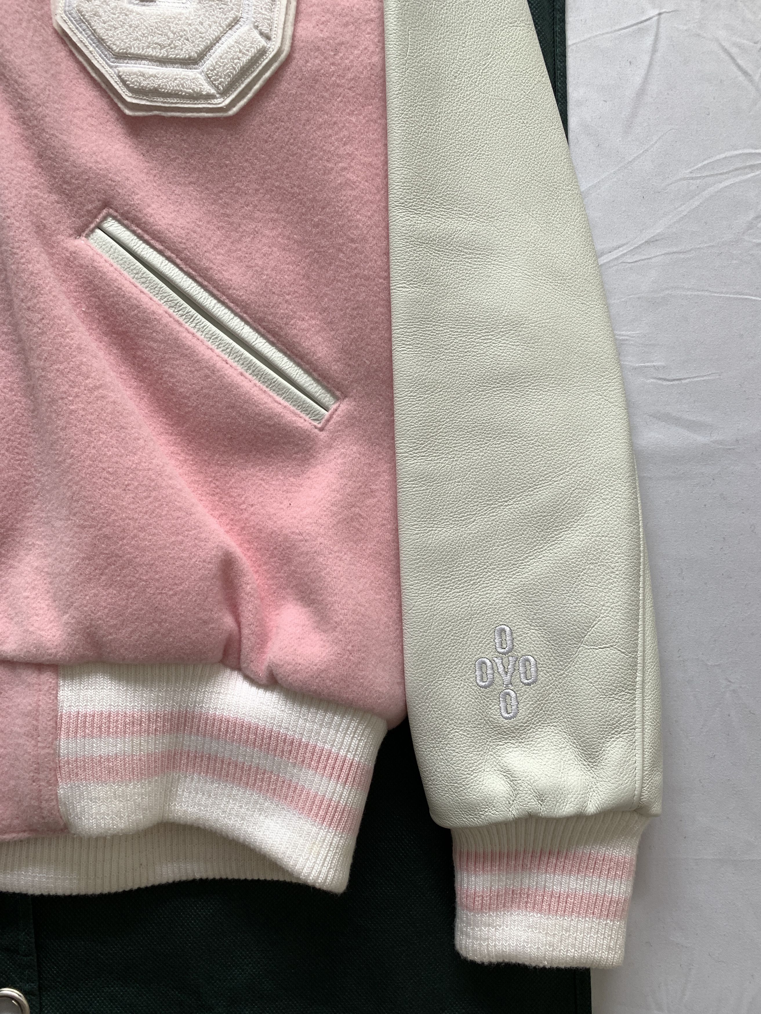 Drake 💥💎F&F💎💥🦉OVO X ROOTS SWEETERMAN SUMMER 16 VARSITY 1/1 Size US M / EU 48-50 / 2 - 19 Thumbnail