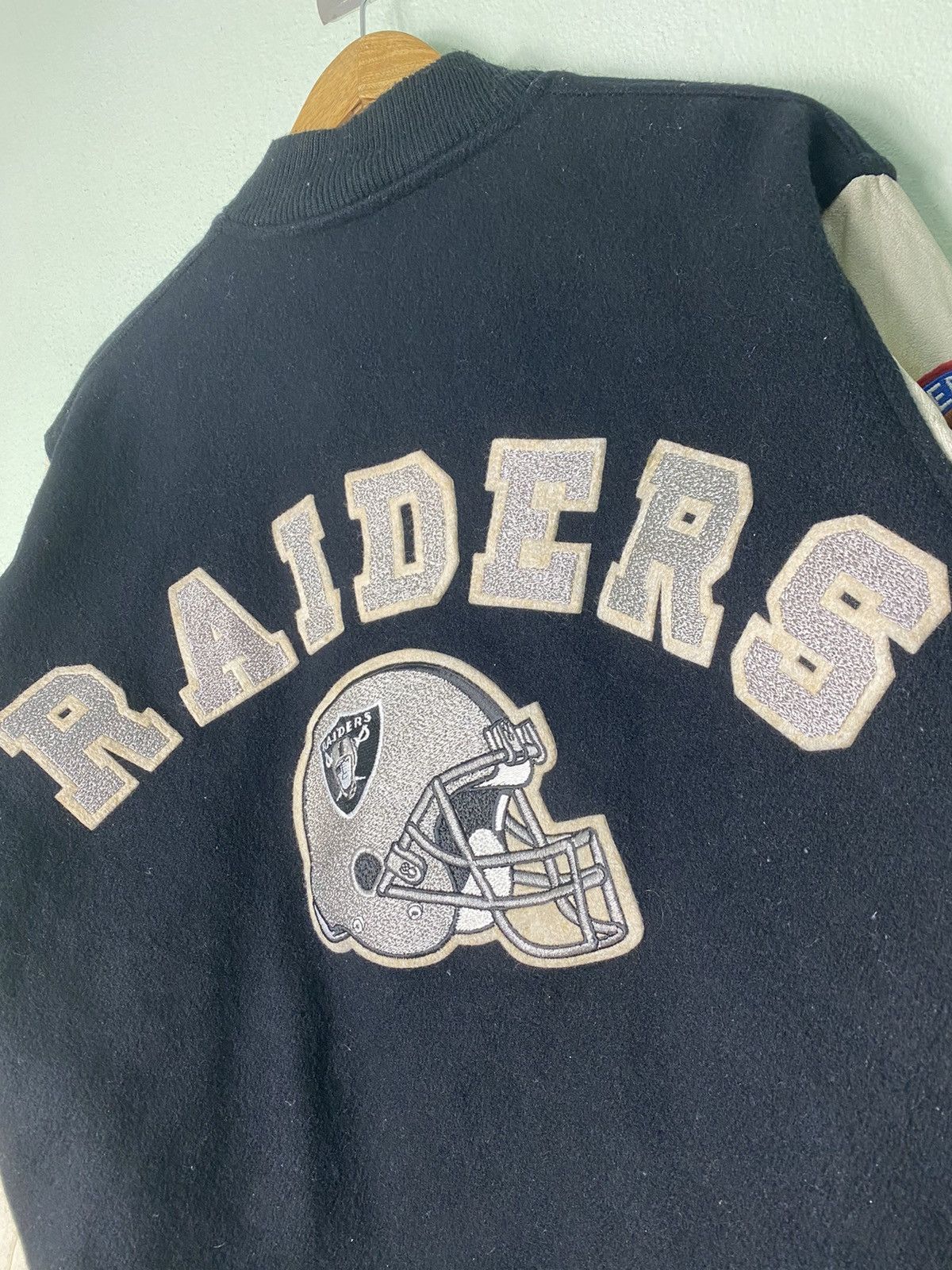 Chalk Line × NFL Vintage NFL Raiders 80's Embroidered Varsity Size US M / EU 48-50 / 2 - 6 Thumbnail