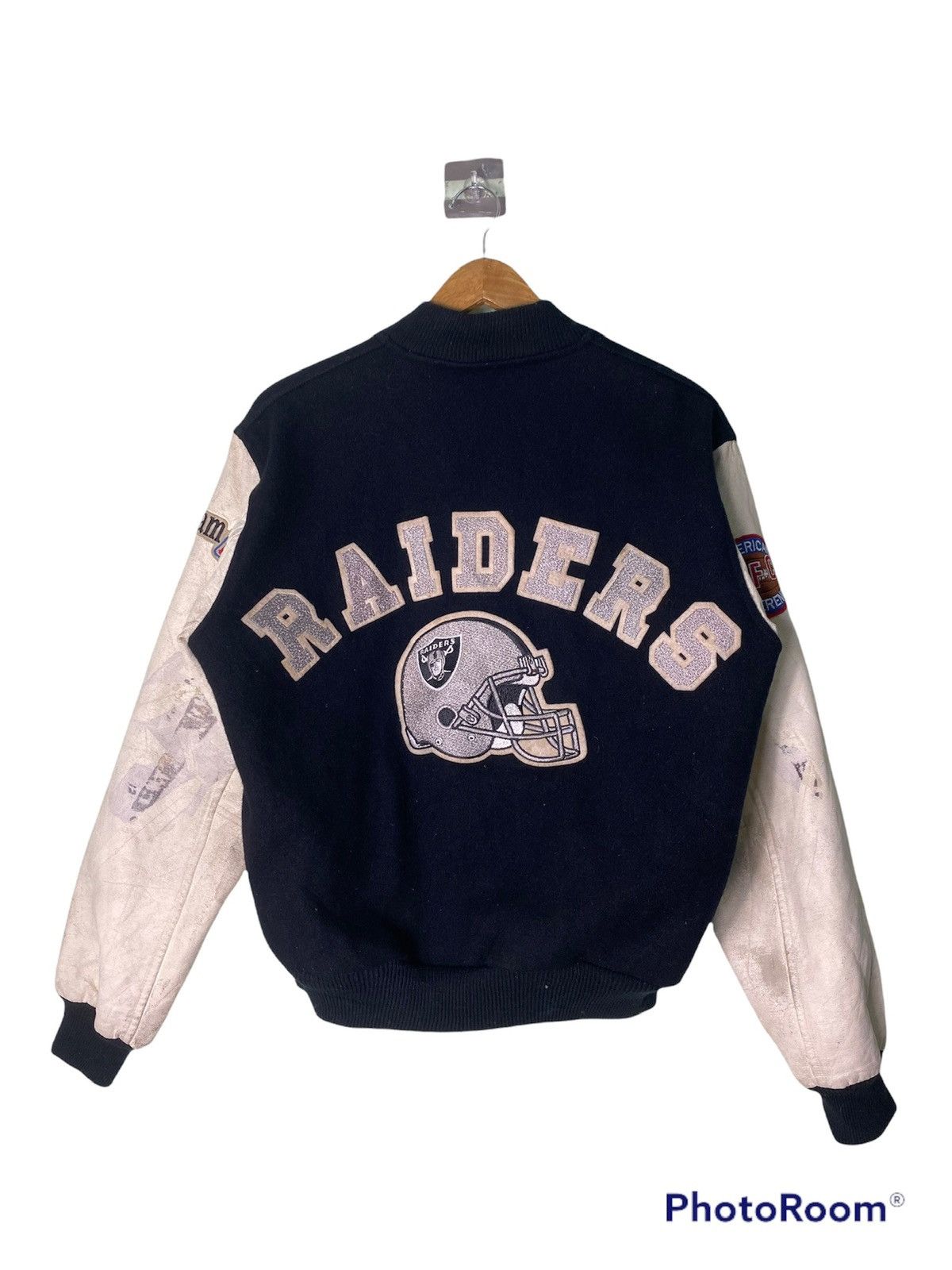 Chalk Line × NFL Vintage NFL Raiders 80's Embroidered Varsity Size US M / EU 48-50 / 2 - 2 Thumbnail