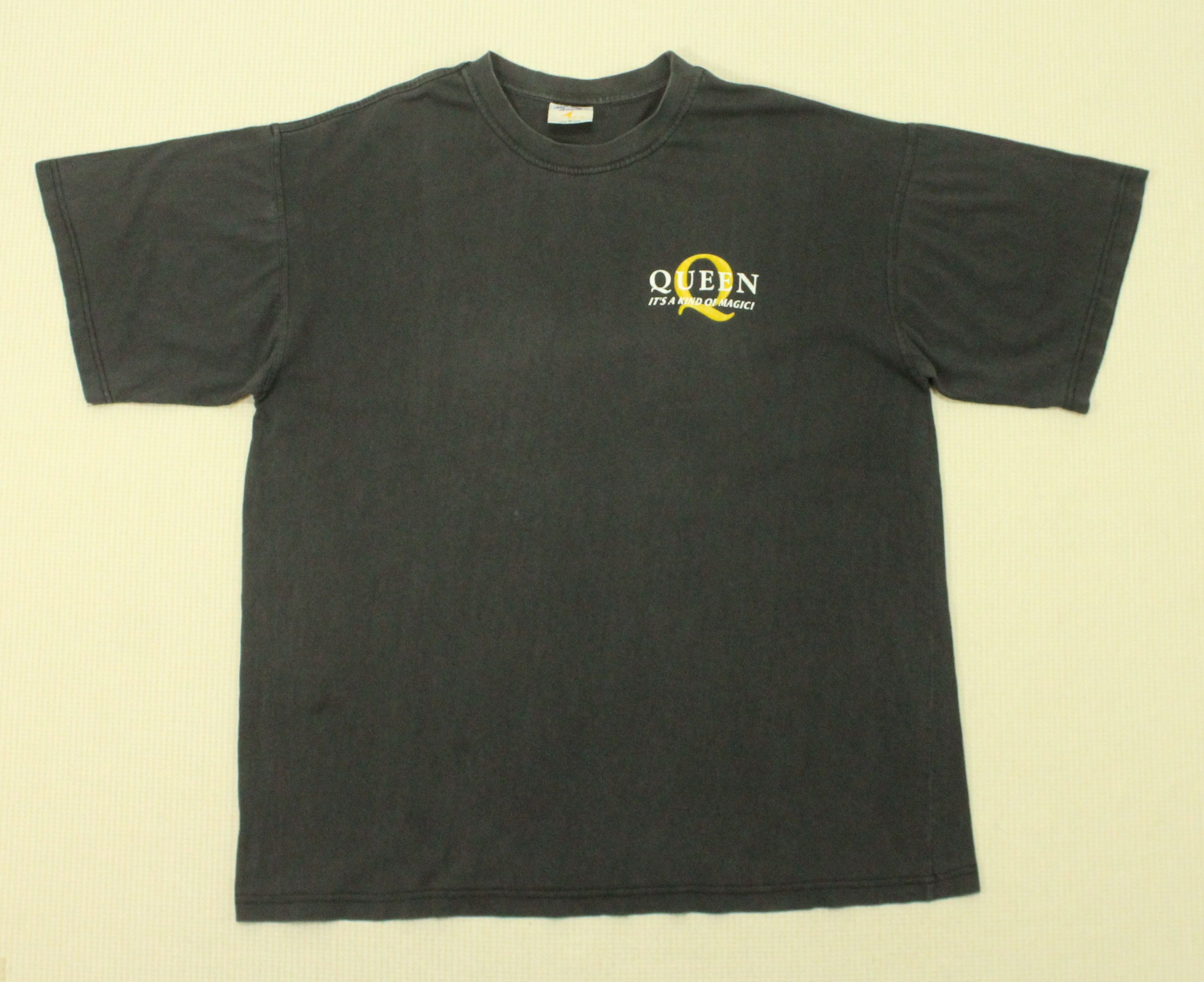 Band Tees Vintage QUEEN T Shirt Freddie Mercury Australia Shirt Size US XL / EU 56 / 4 - 9 Thumbnail
