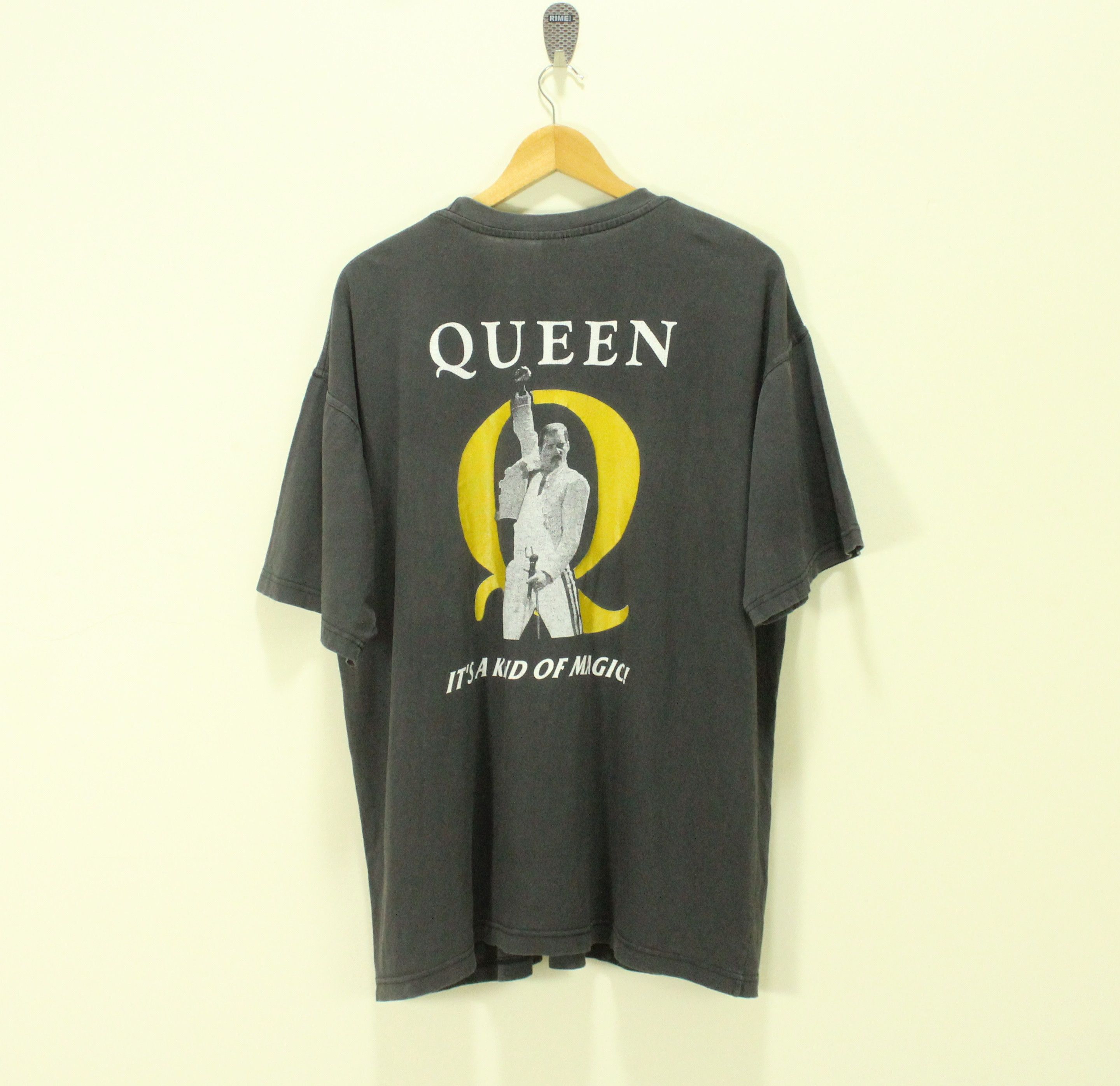 Vintage QUEEN T Shirt Freddie Mercury Australia Shirt