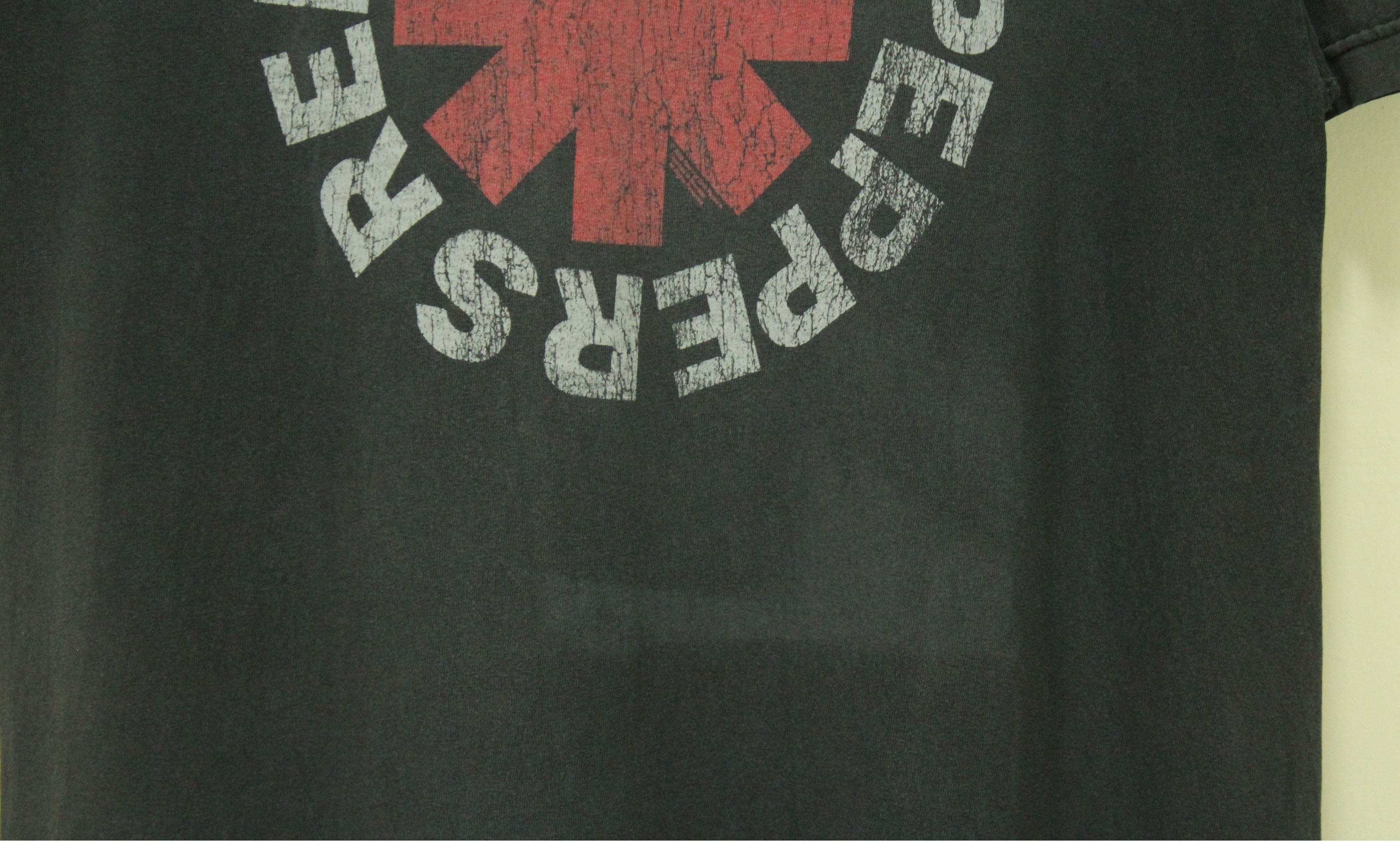 Band Tees RED HOT CHILI PEPPERS T Shirt Faded Black Size US L / EU 52-54 / 3 - 2 Thumbnail