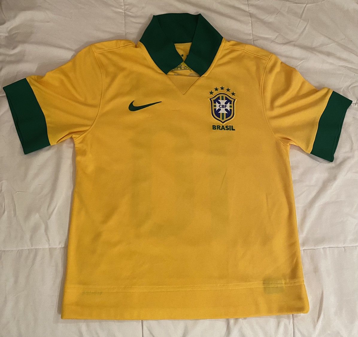 Nike Neymar Brazil Futbol/Soccer Jersey *Made in Brasil* Size US S / EU 44-46 / 1 - 2 Thumbnail