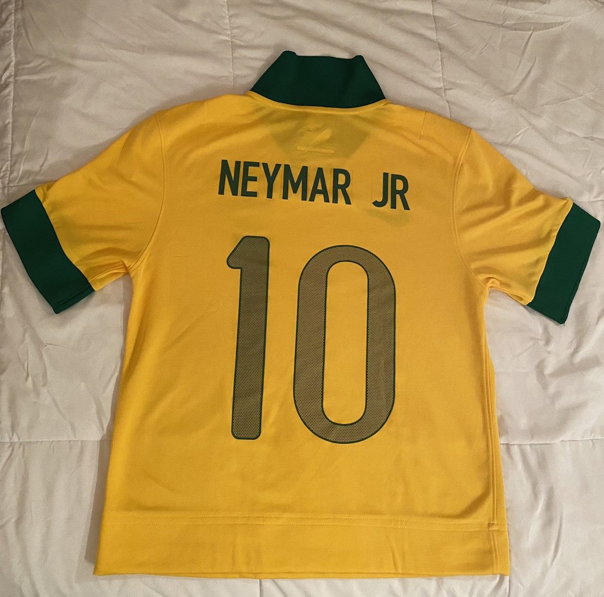 Nike Neymar Brazil Futbol/Soccer Jersey *Made in Brasil* Size US S / EU 44-46 / 1 - 1 Thumbnail