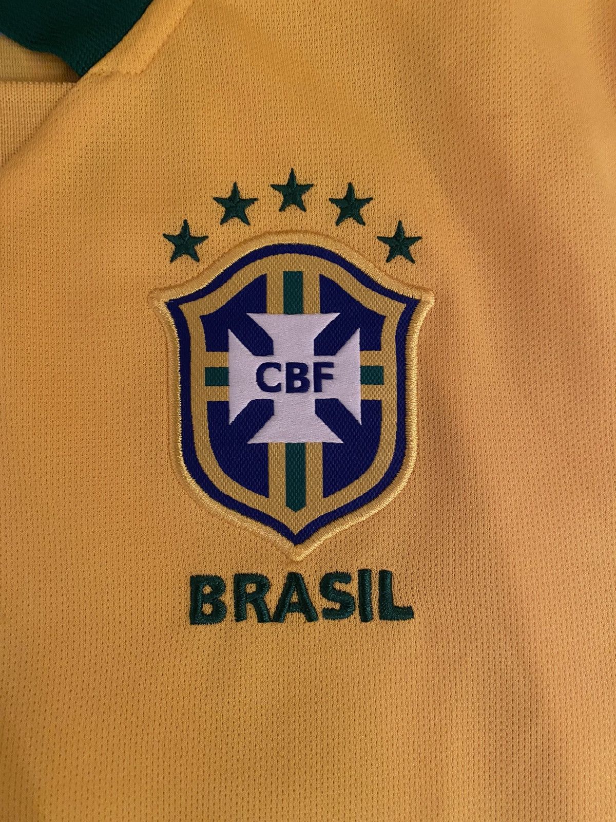 Nike Neymar Brazil Futbol/Soccer Jersey *Made in Brasil* Size US S / EU 44-46 / 1 - 4 Thumbnail